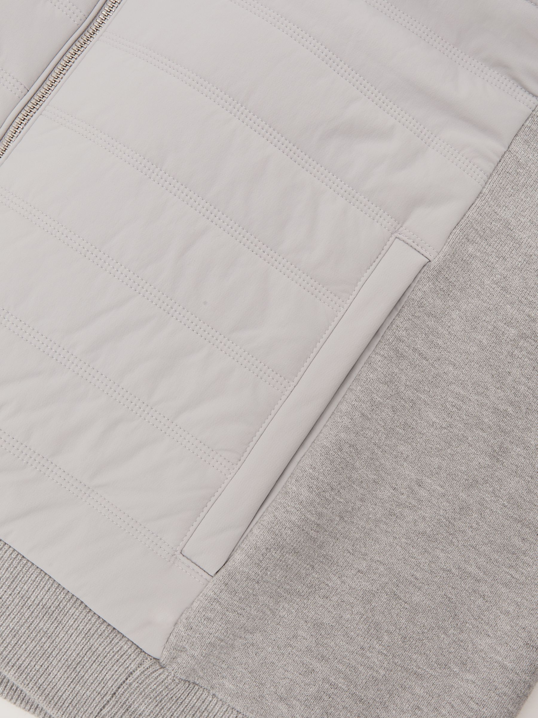 Funnel-Neck Quilted Knit Gilet in Soft Grey