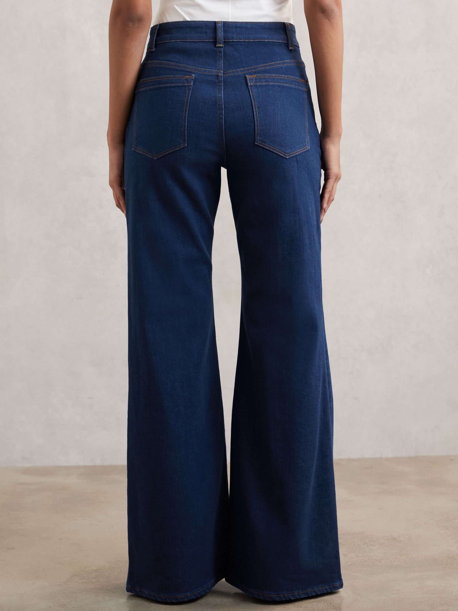 Flared Seam-Detail Jeans in Blue