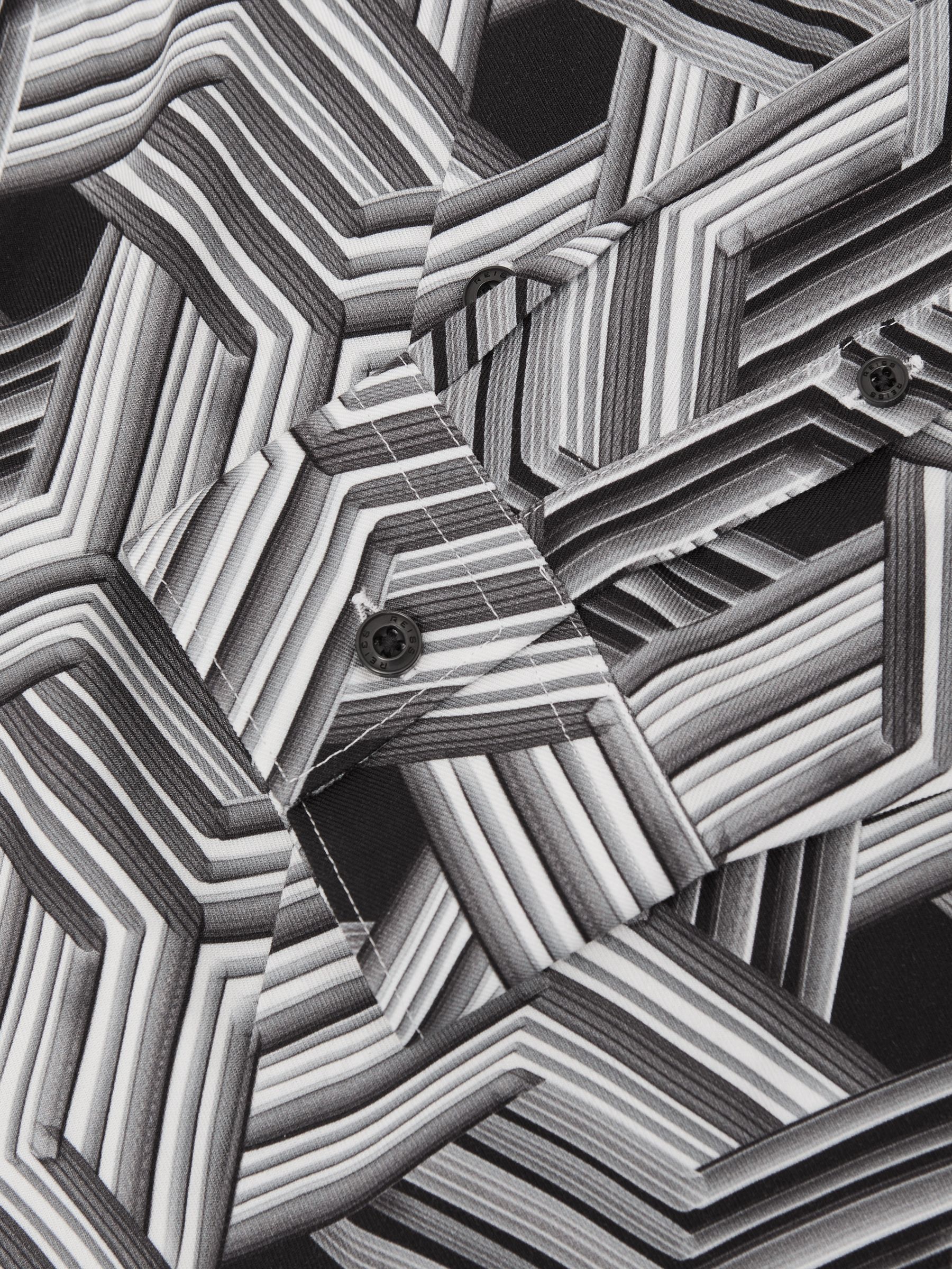 Abstract-Print Button-Through Shirt in Black/White