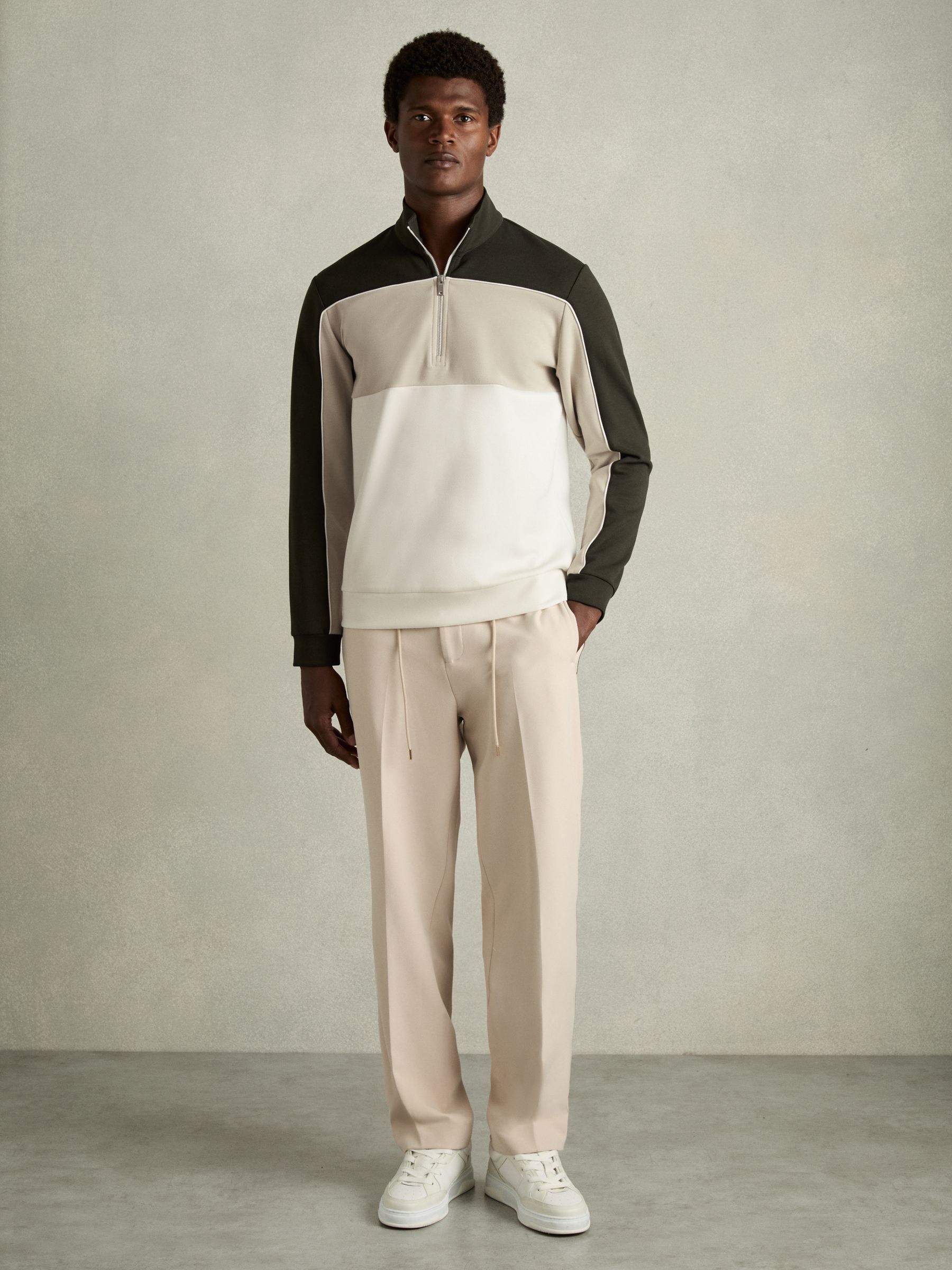 Interlock Colour-Block Half-Zip Sweatshirt in Forest Green/Off White