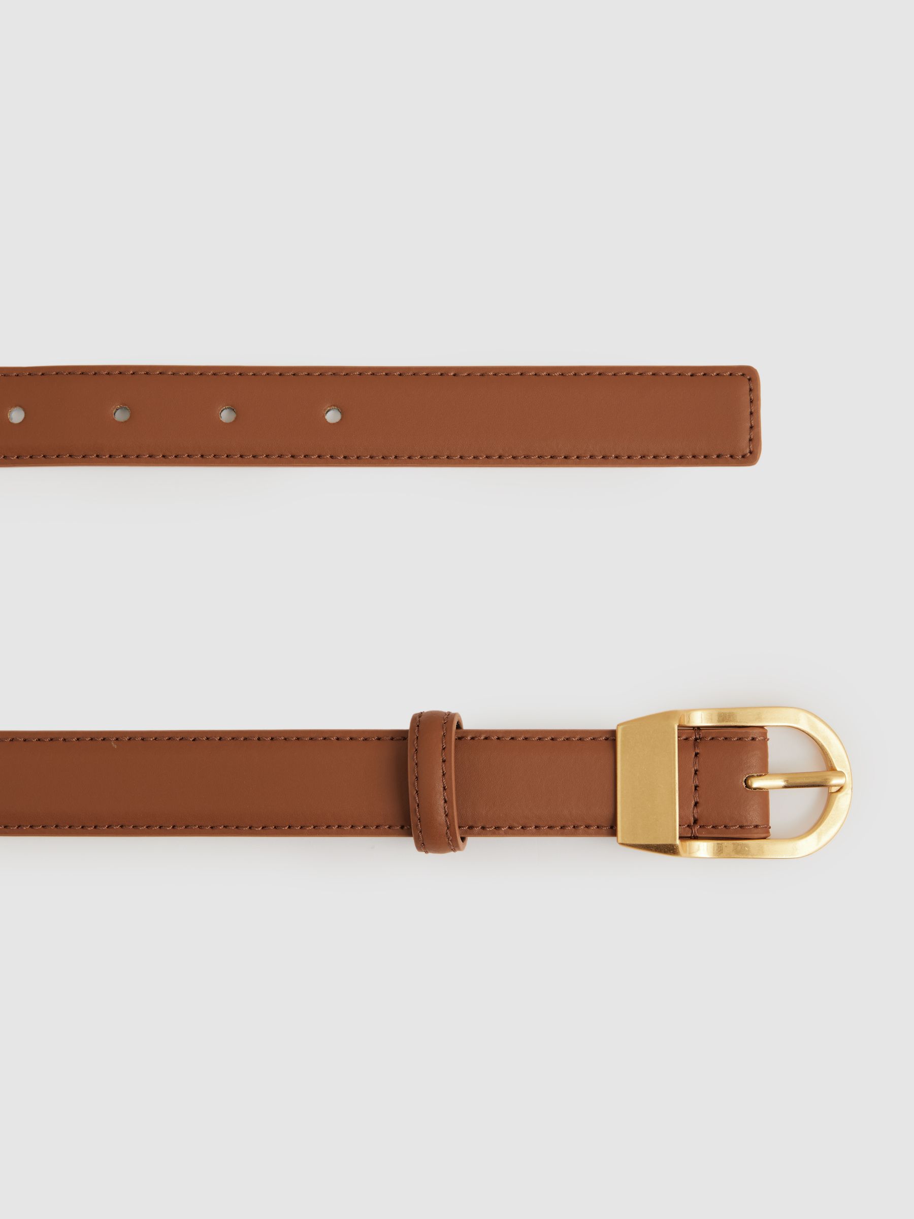 Leather Curved-Buckle Belt in Tan