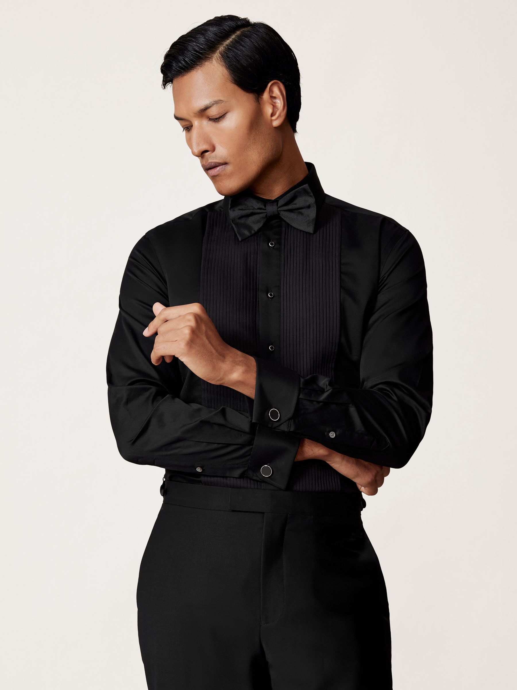 Regular Fit Cotton Double-Cuff Dinner Shirt in Black