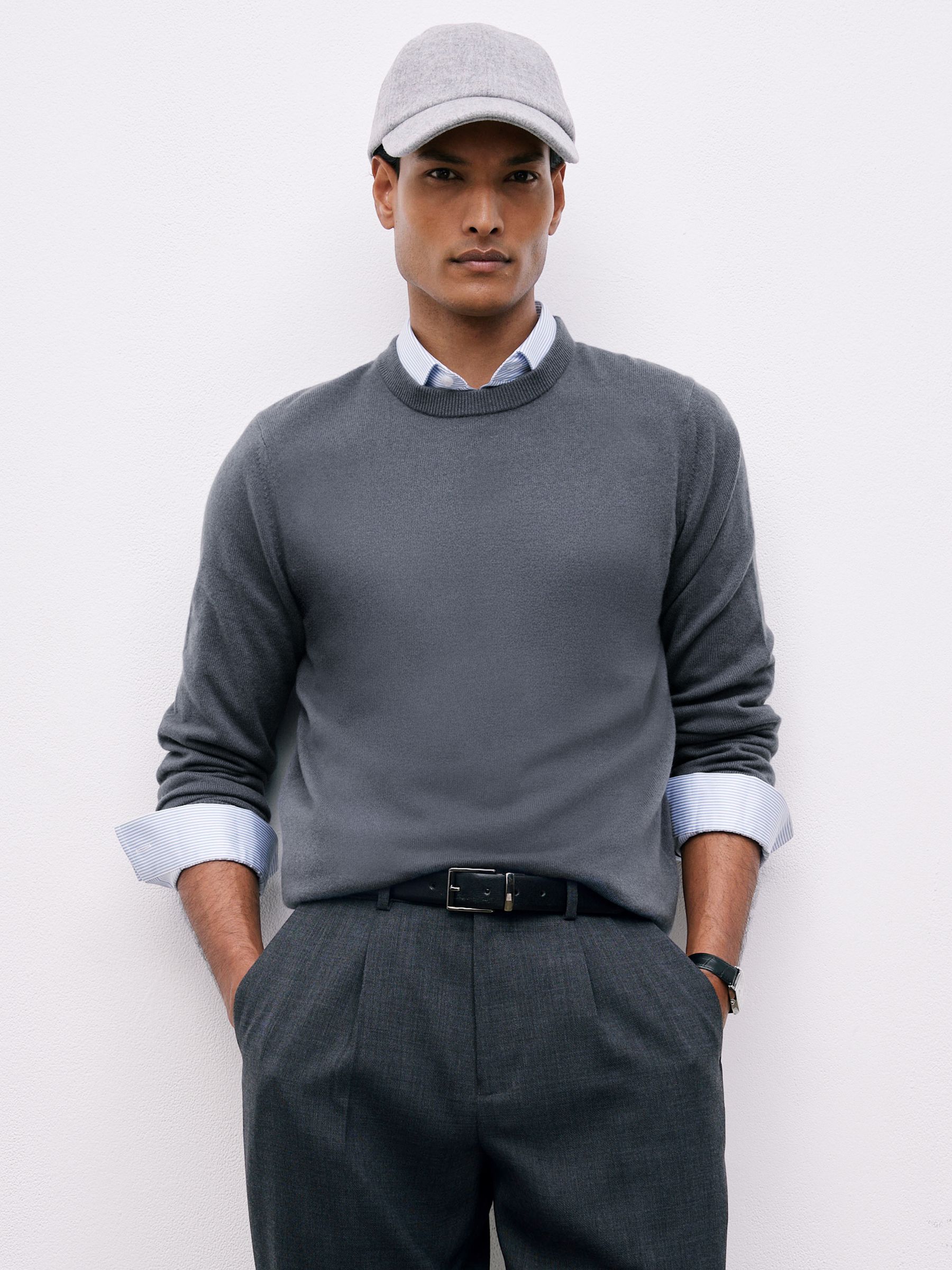 Atelier 100% Cashmere Crew-Neck Jumper in Powder Blue