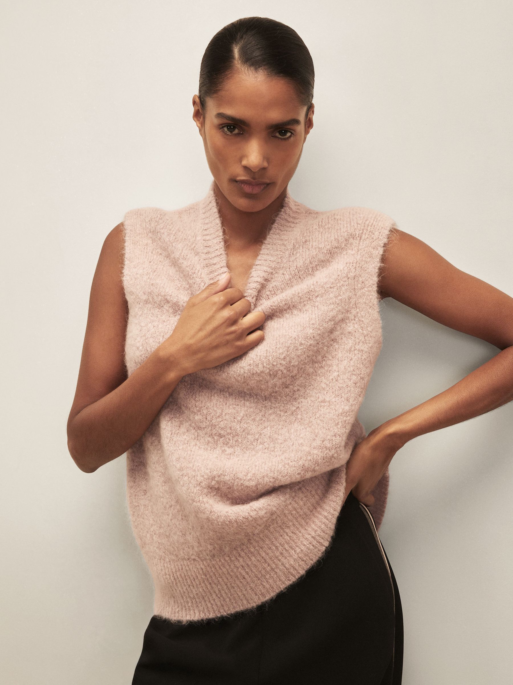 Reiss | Royal Ballet Knitted Vest in Pink