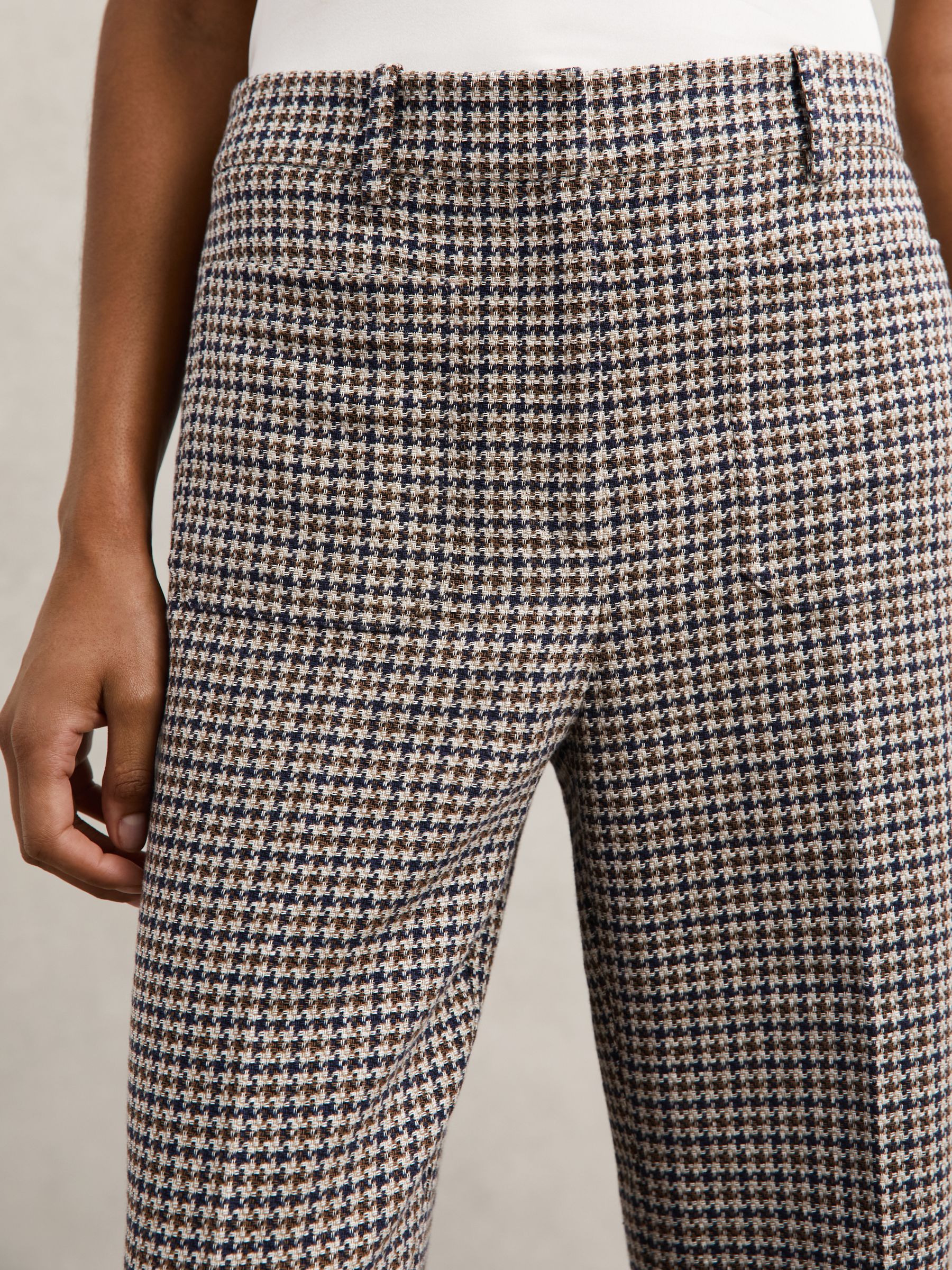 Cotton-Linen Check Flared Trousers in Navy Neutral Check