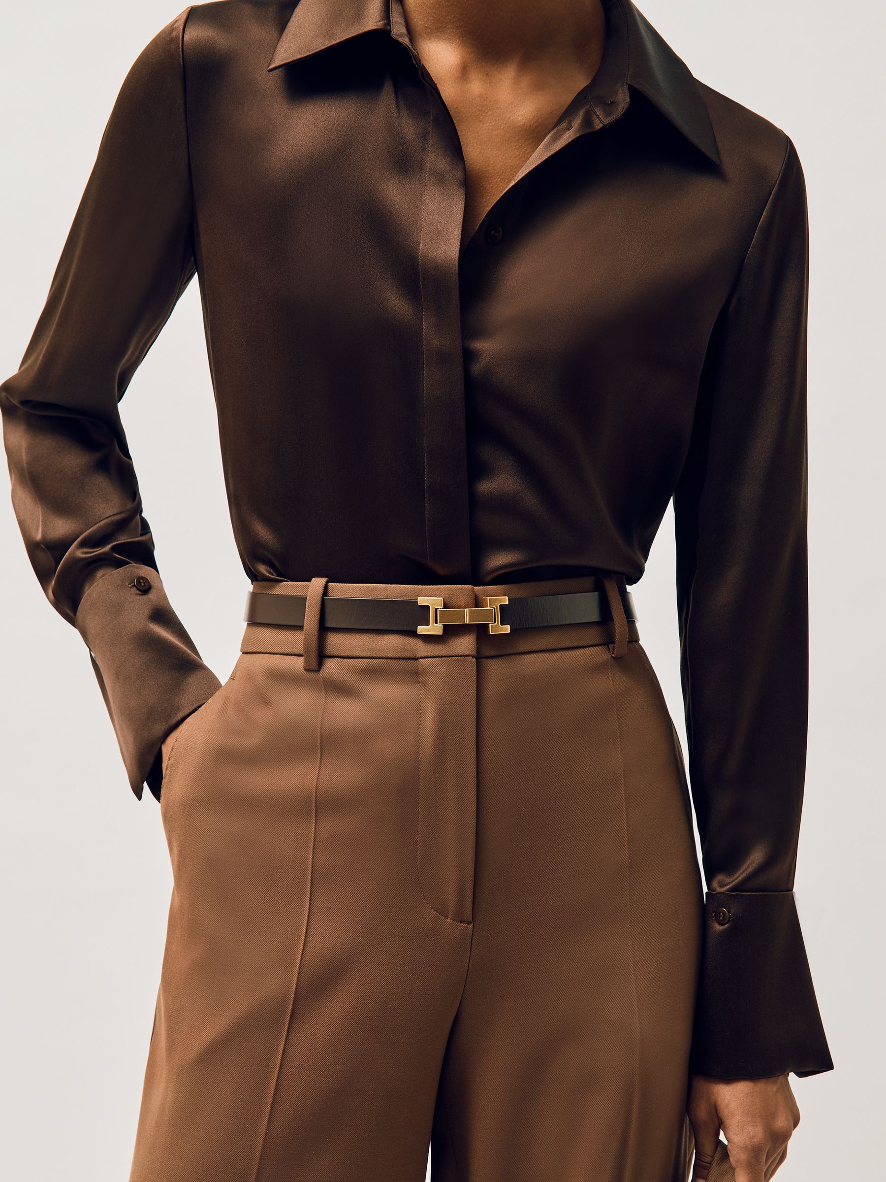 Leather Square Hinge Belt in Black