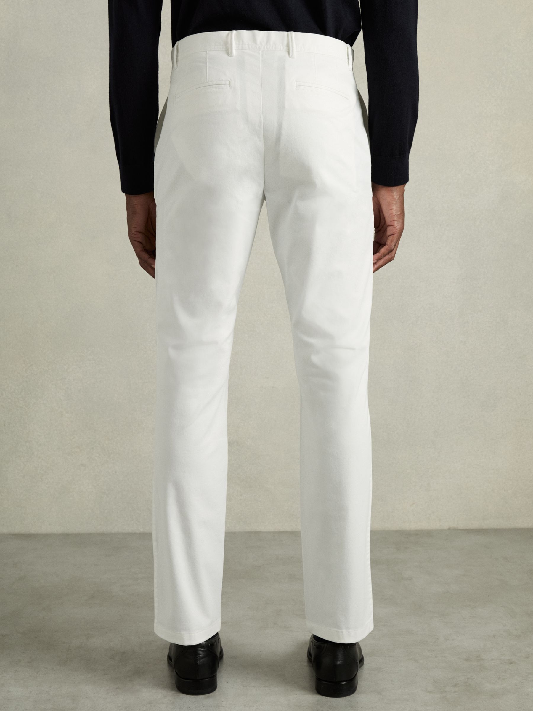 Washed Cotton Slim Fit Chino in White