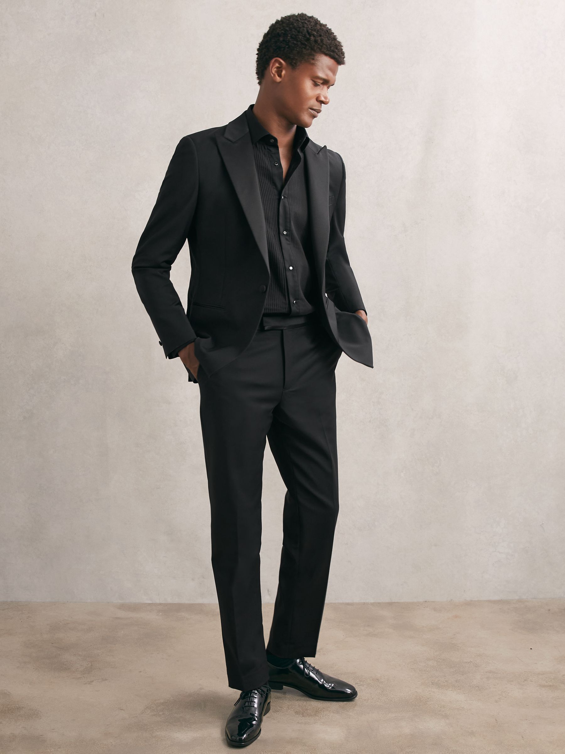 Slim Fit Cotton Dinner Shirt in Black