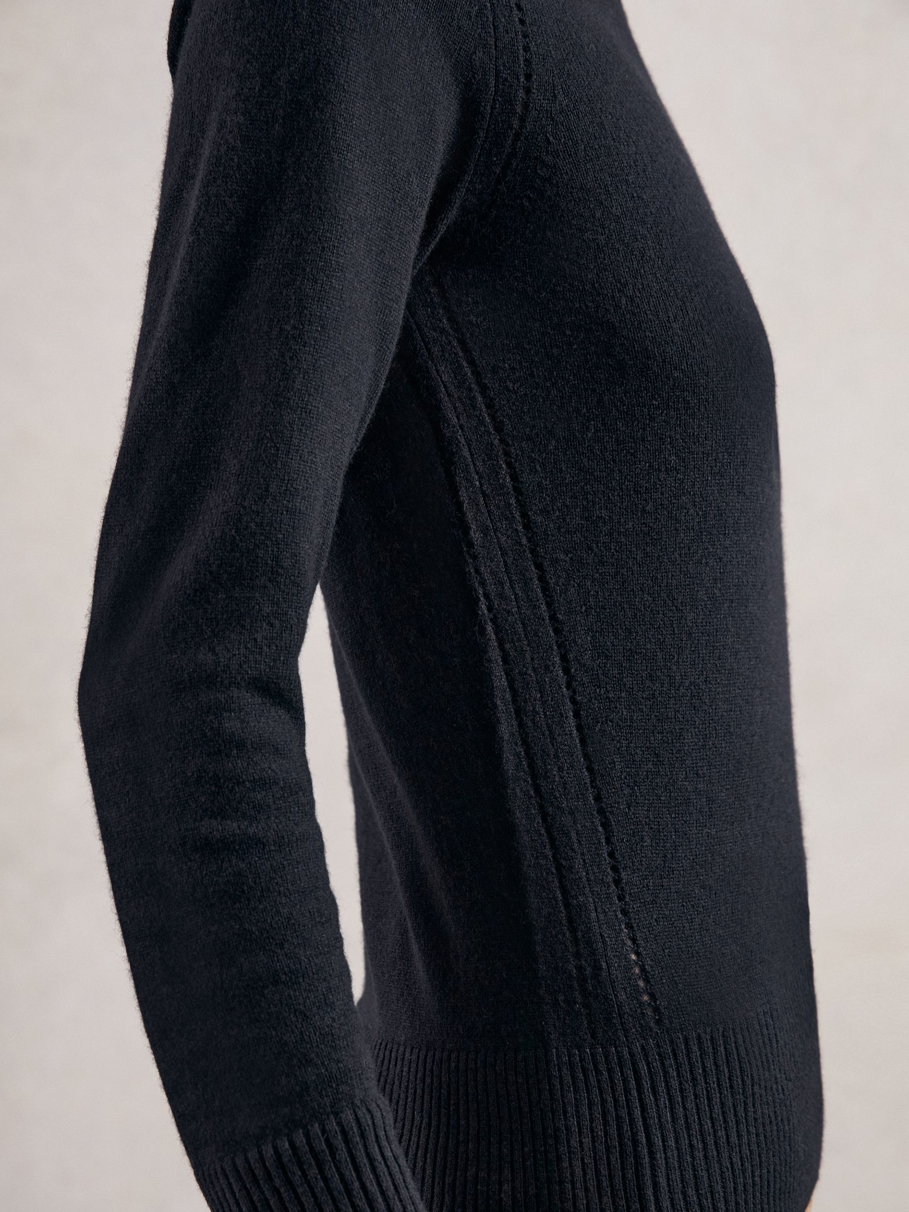 Wool-Blend Open-Stitch Jumper with Cashmere in Navy