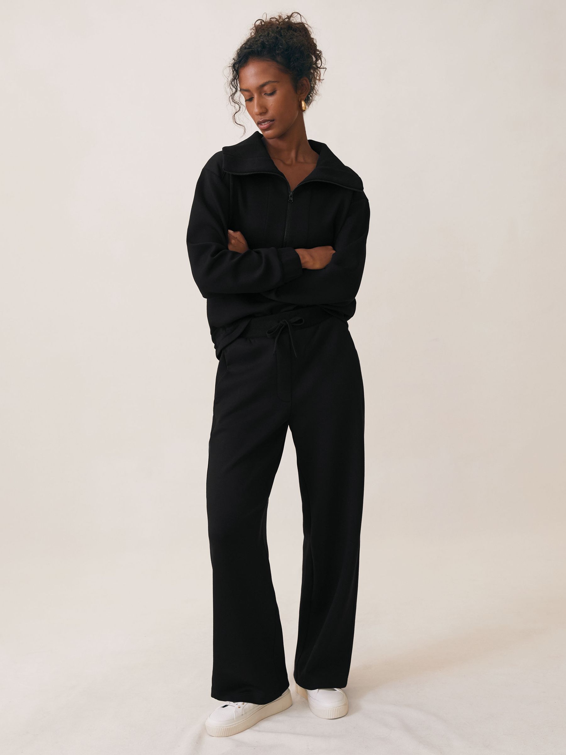 Petite Wide-Leg Interlock Drawstring Joggers in Black