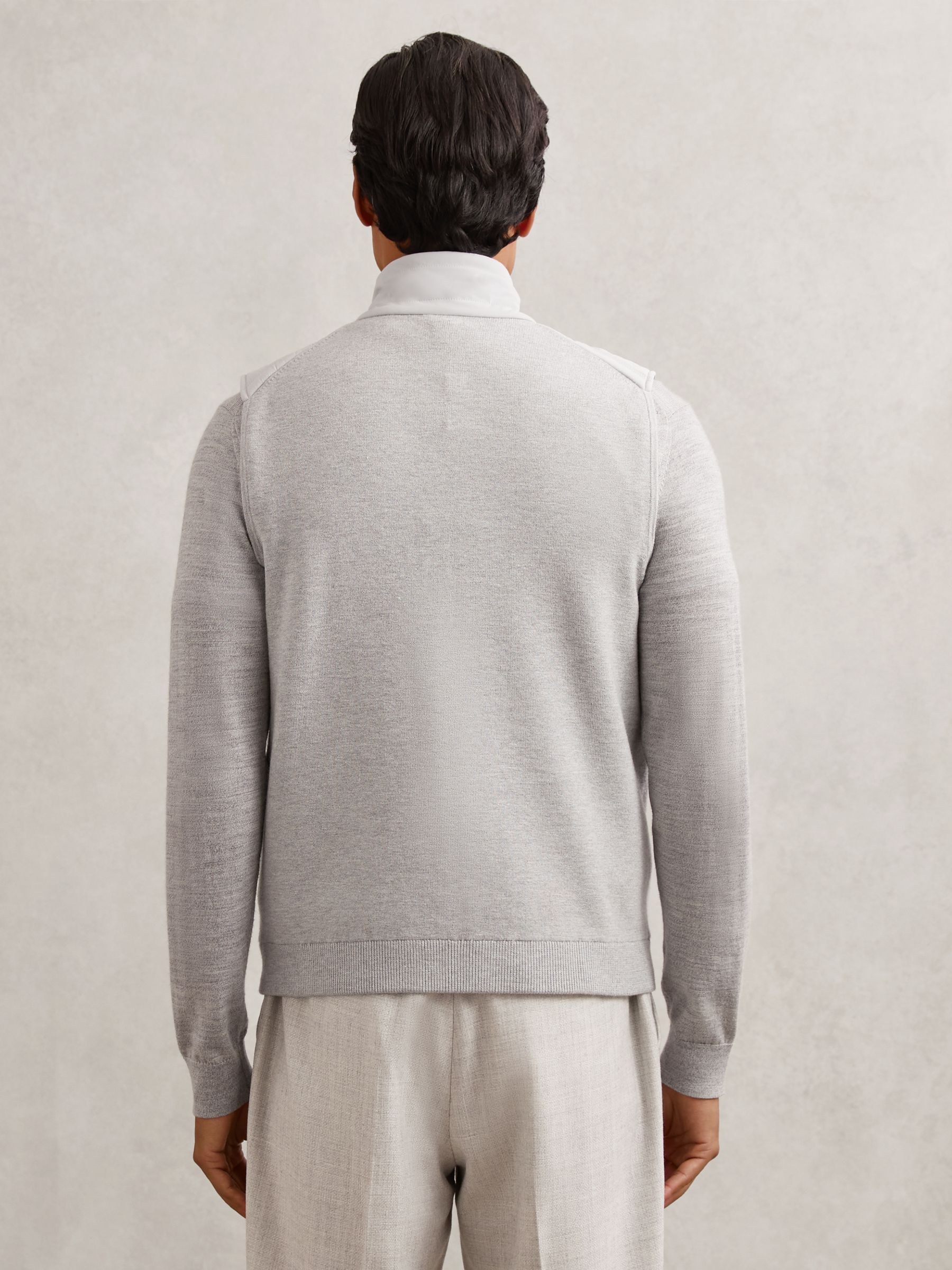 Funnel-Neck Quilted Knit Gilet in Soft Grey