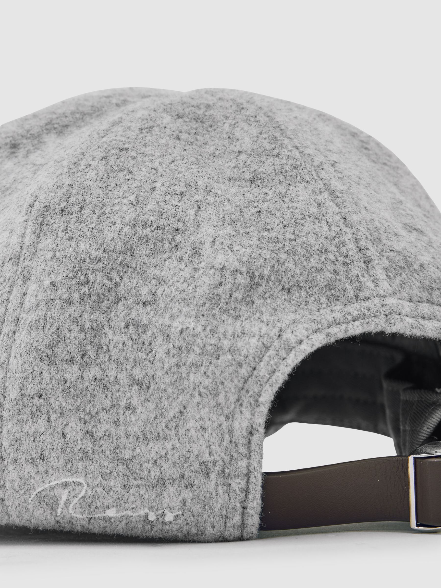 Wool-Blend Baseball Cap in Soft Grey
