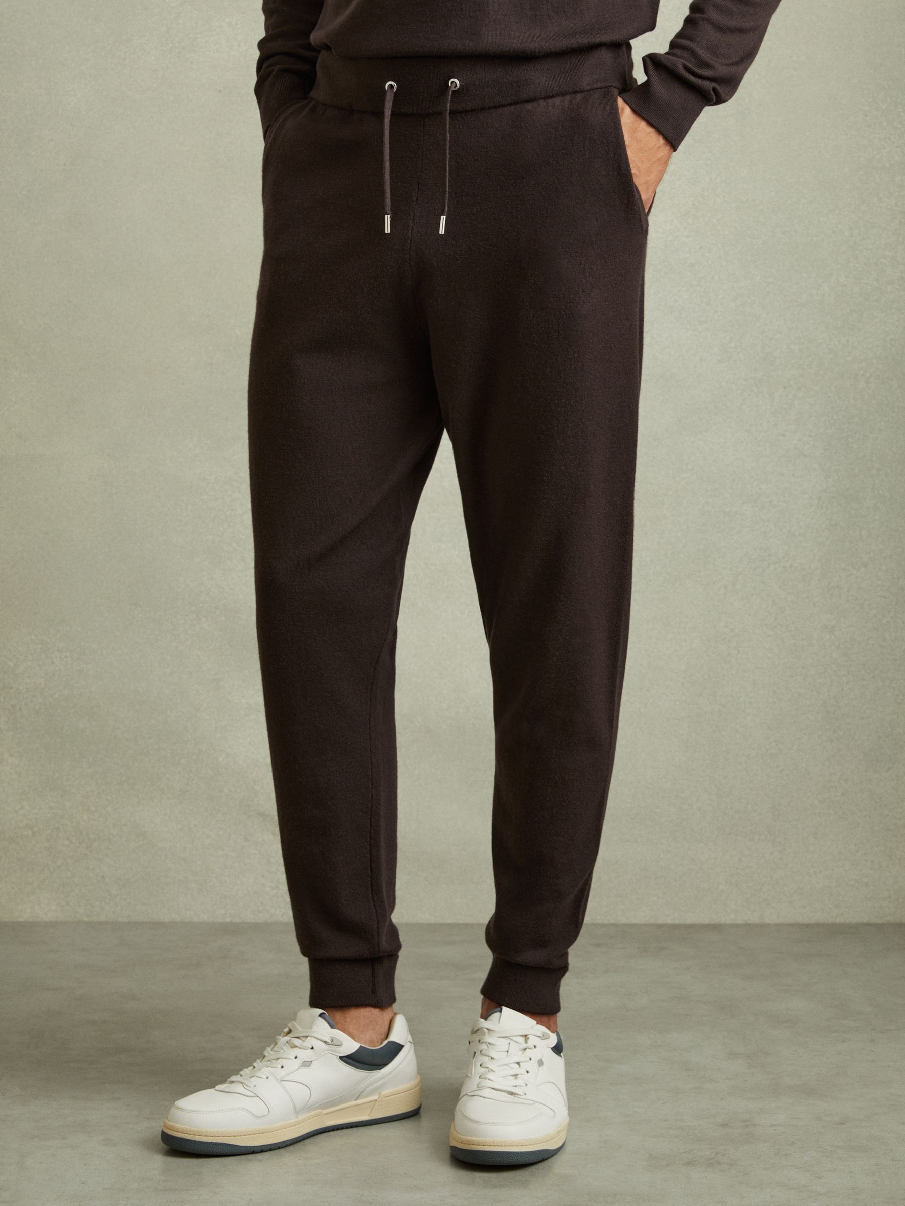 Merino Wool Blend Drawstring Joggers in Coco Brown
