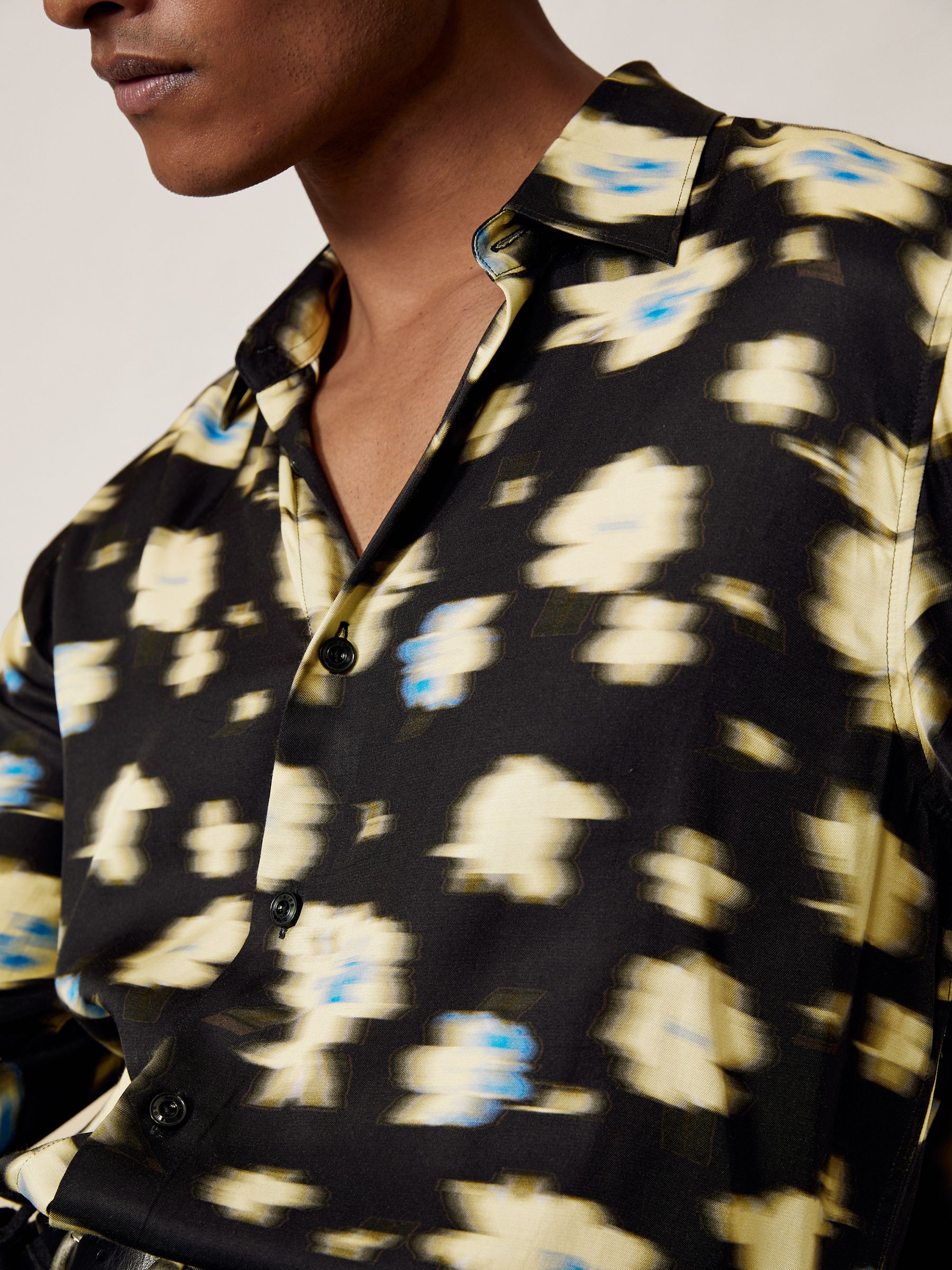 Abstract Floral-Print Shirt in Black