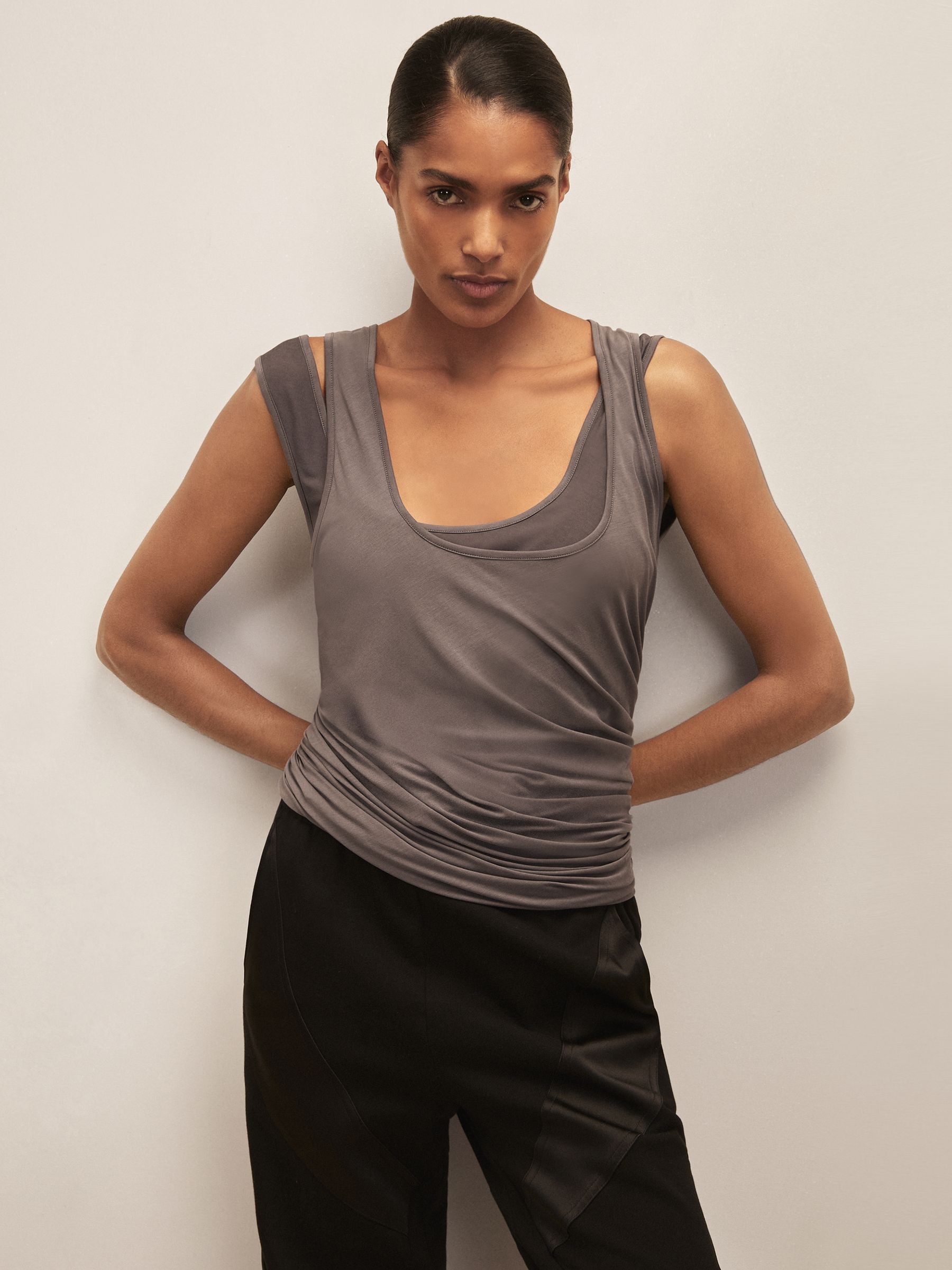 Reiss | Royal Ballet Double-Layer Vest in Charcoal Grey