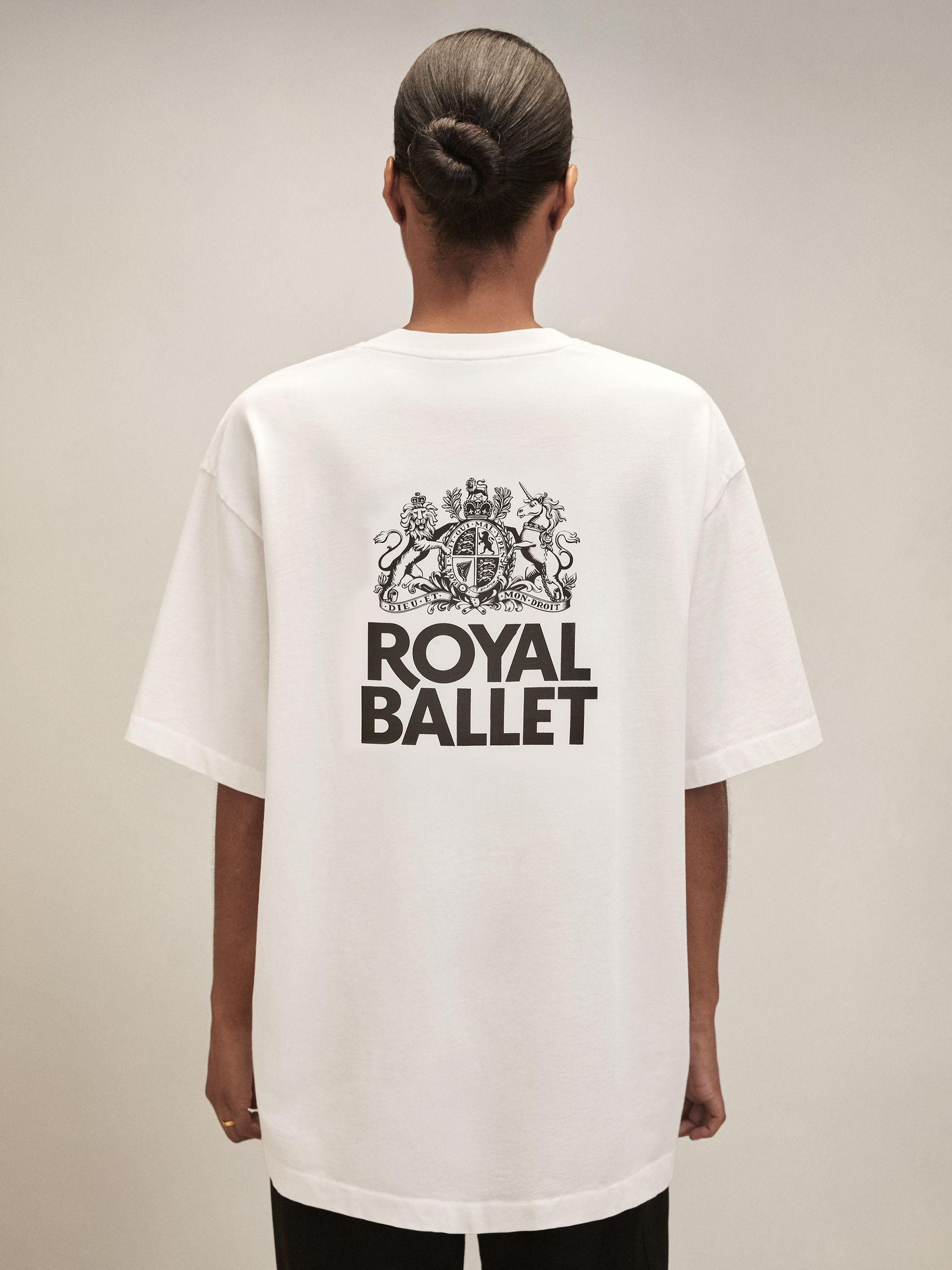 Reiss | Royal Ballet Logo Unisex Fit T-Shirt in White
