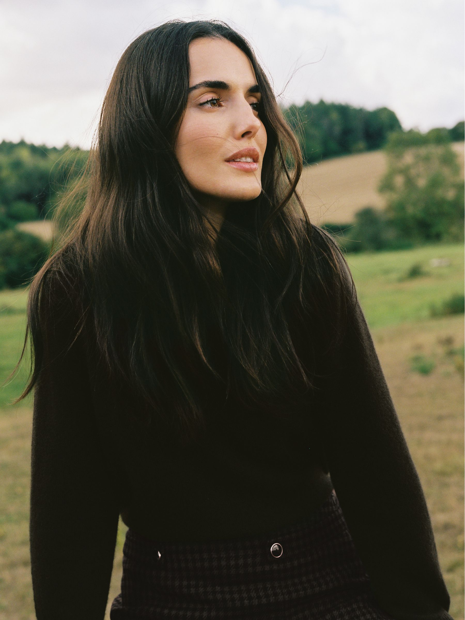 100% Cashmere Crew-Neck Jumper in Chocolate Brown