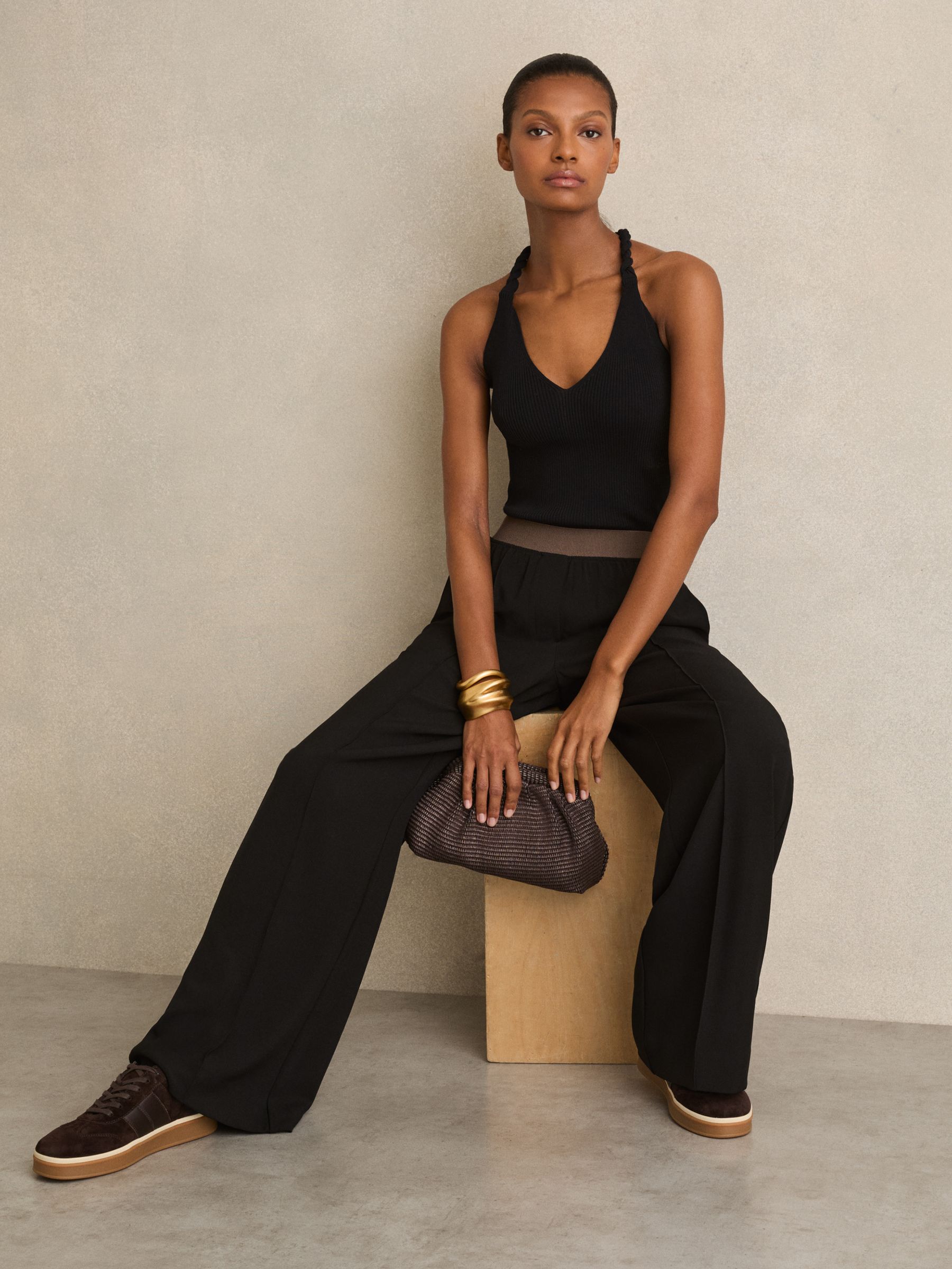 Petite Wide-Leg Elasticated-Waist Trousers in Black