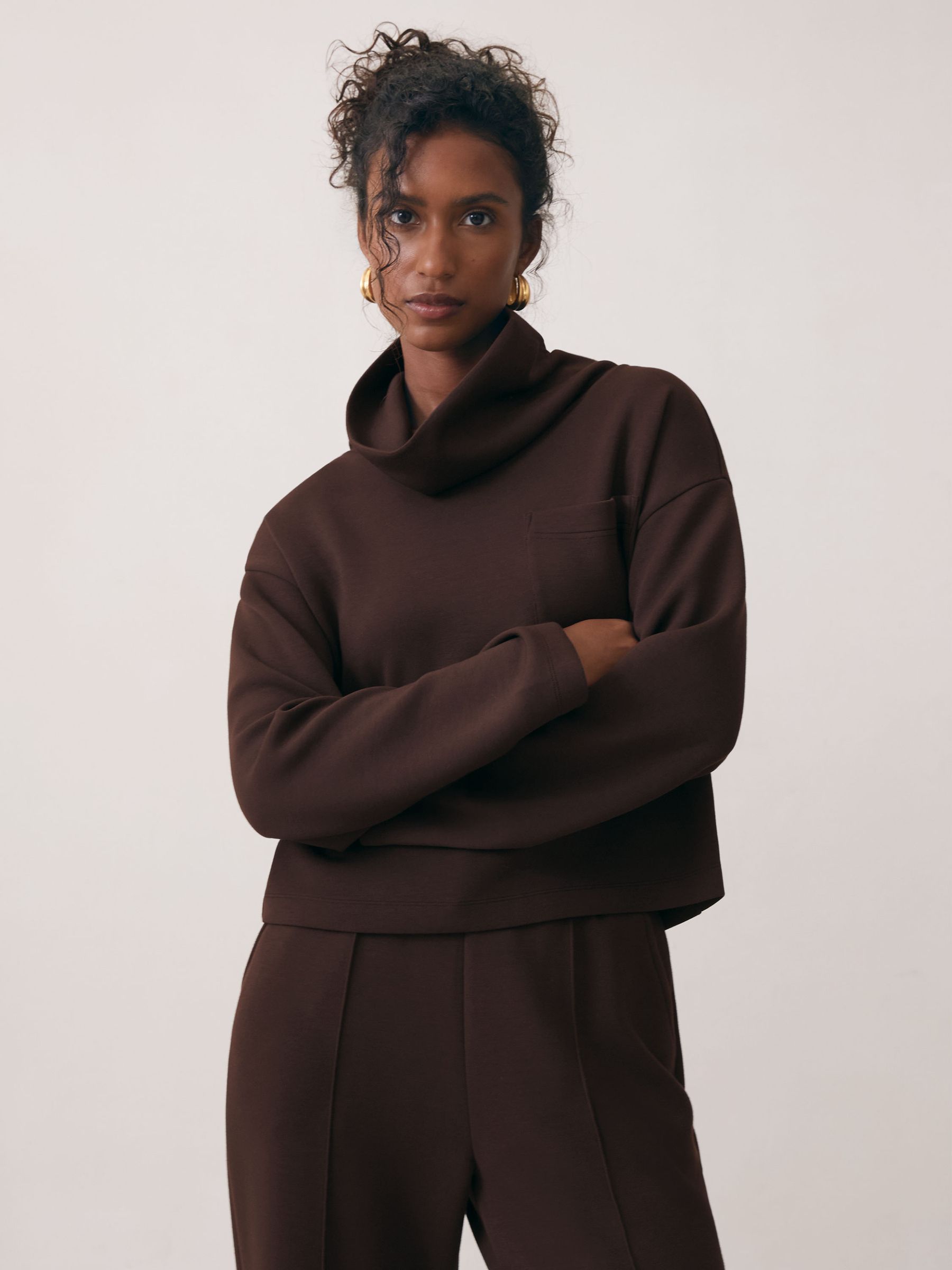 Interlock-Jersey Funnel-Neck Sweatshirt in Dark Chocolate Brown