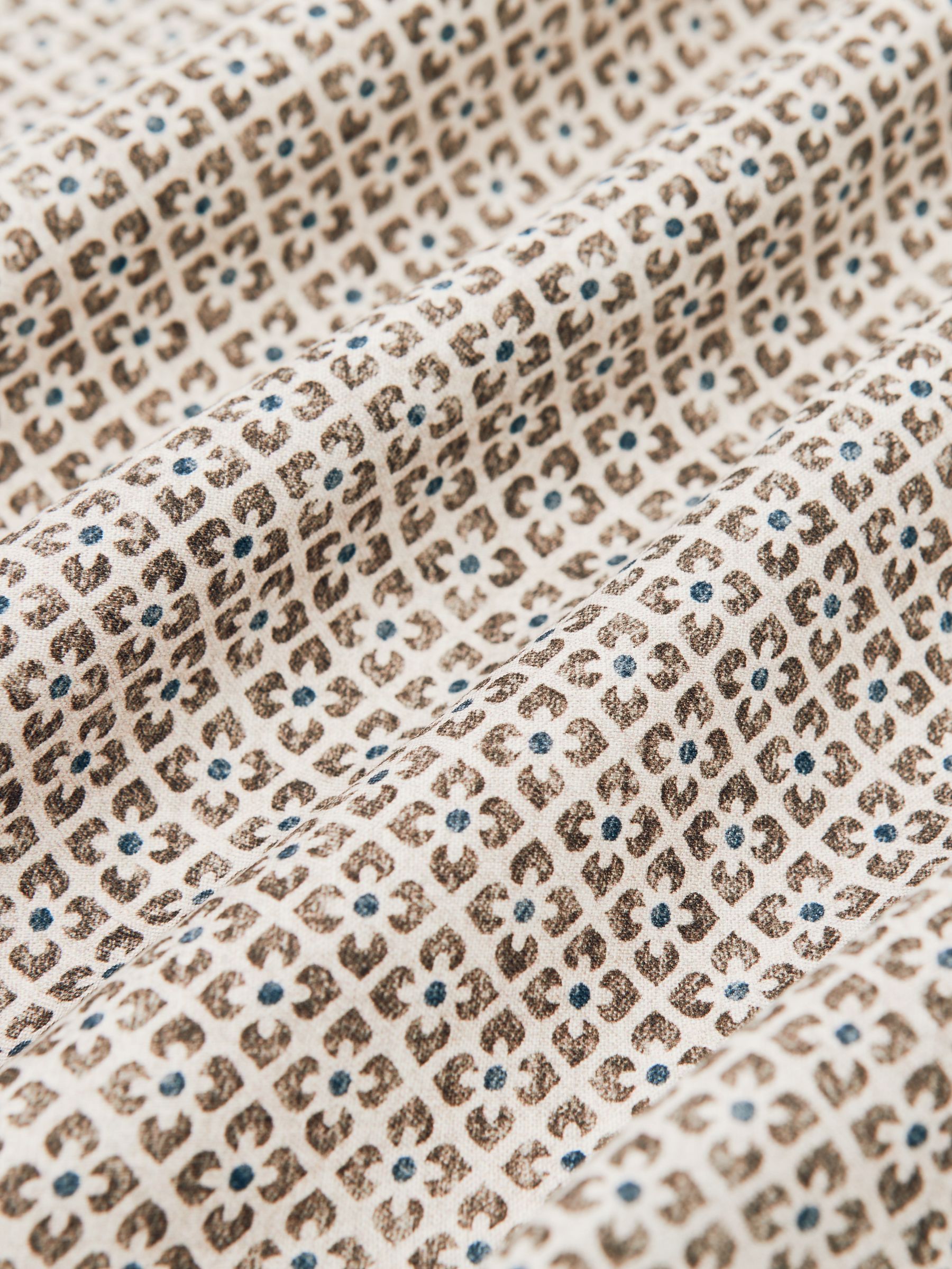 Silk Floral-Print Pocket Square in Oatmeal Melange