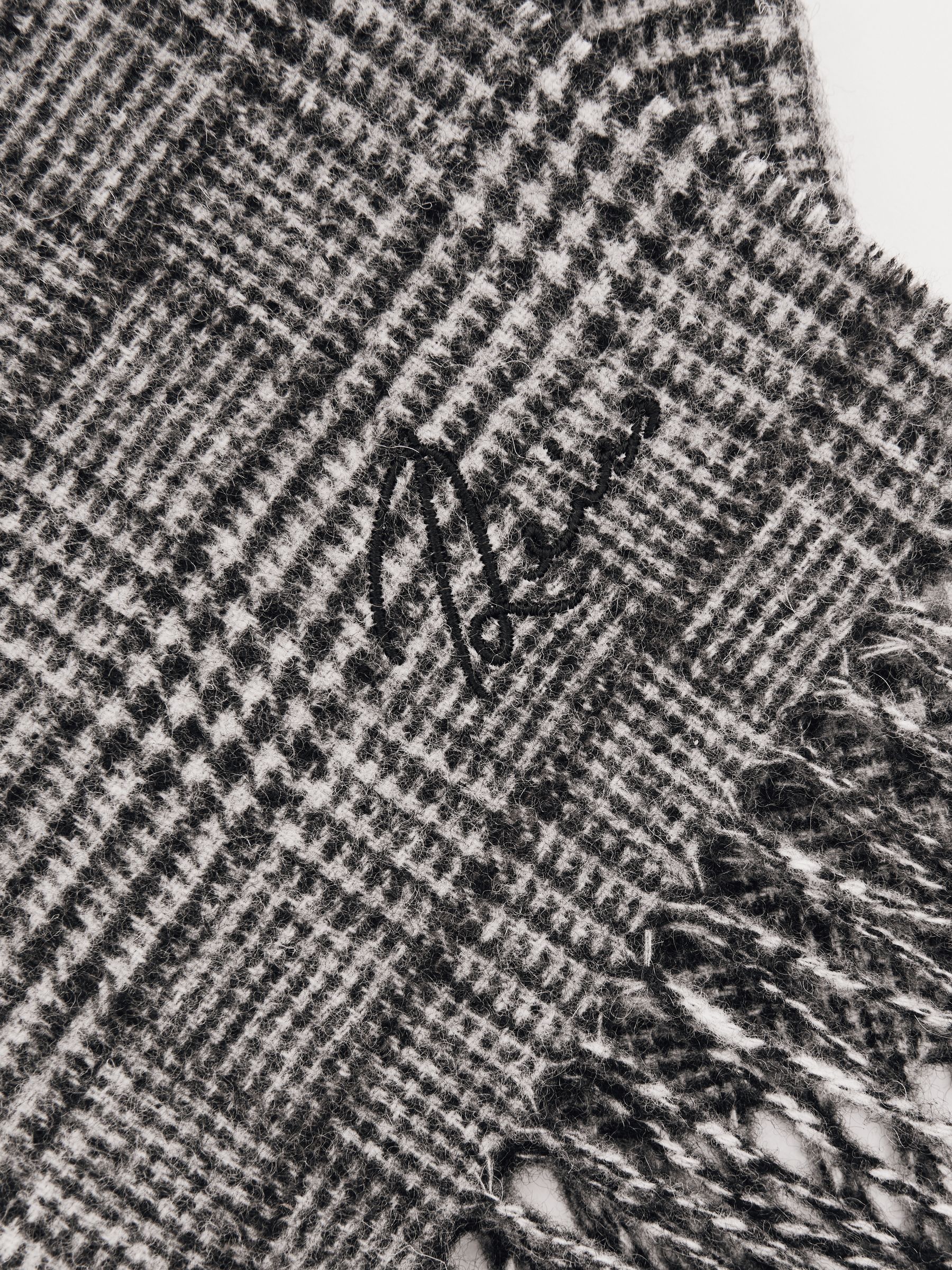 Wool-Cashmere Check Scarf in Charcoal Grey