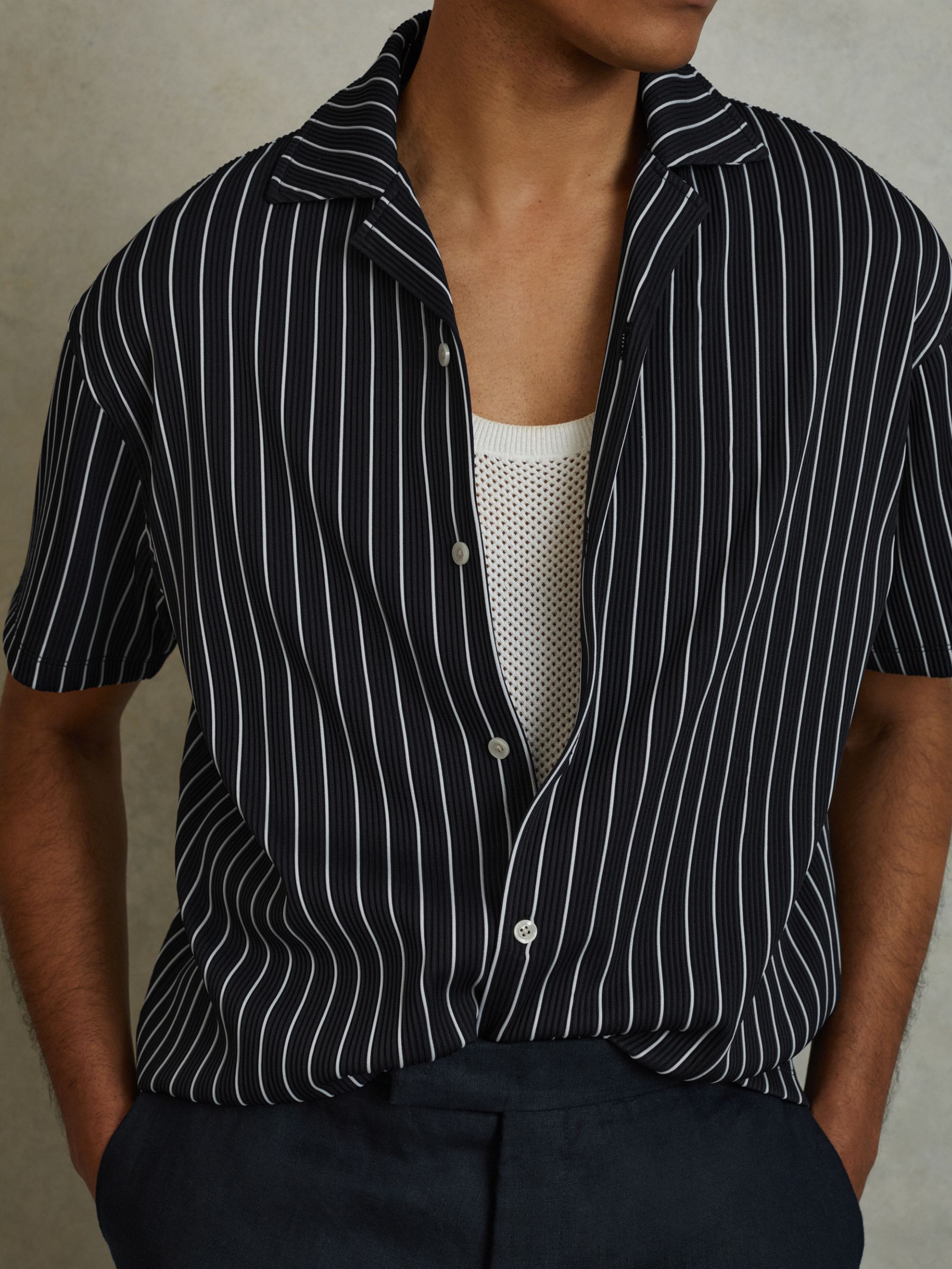 Ribbed Striped Cuban Collar Shirt in Navy/White