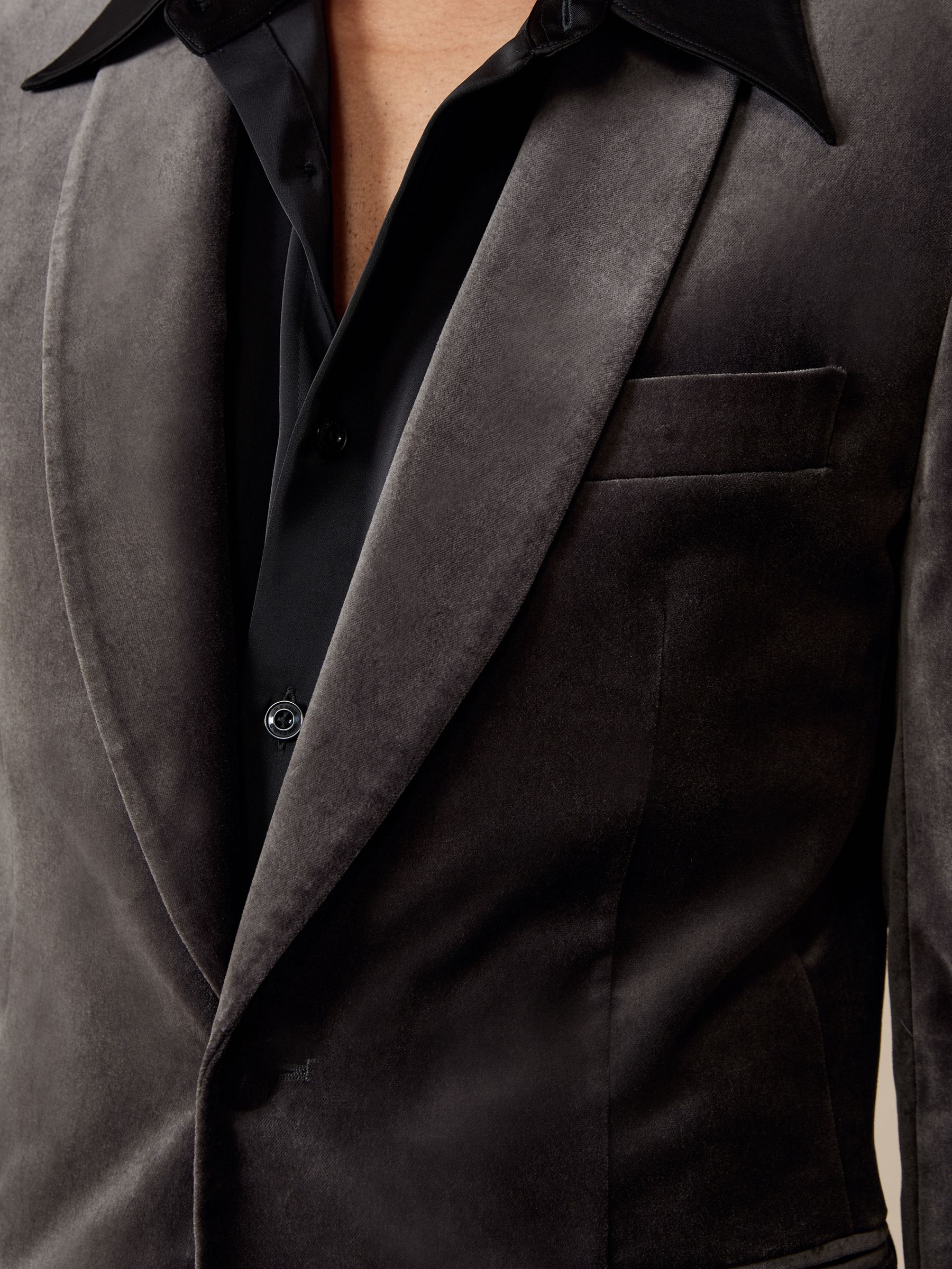 Single-Breasted Velvet Blazer Tailored-Fit in Grey