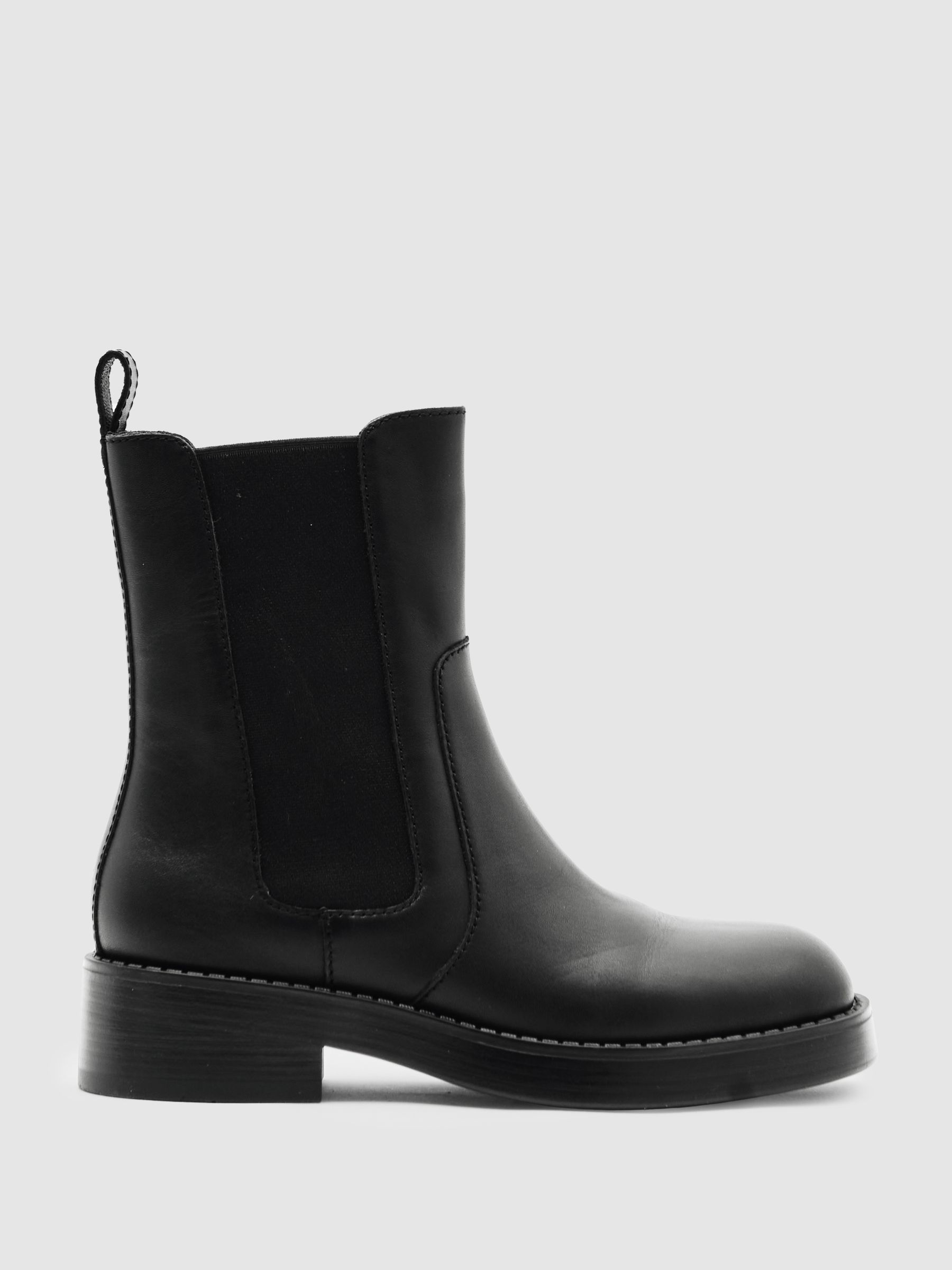 Leather Chelsea Boots in Brown