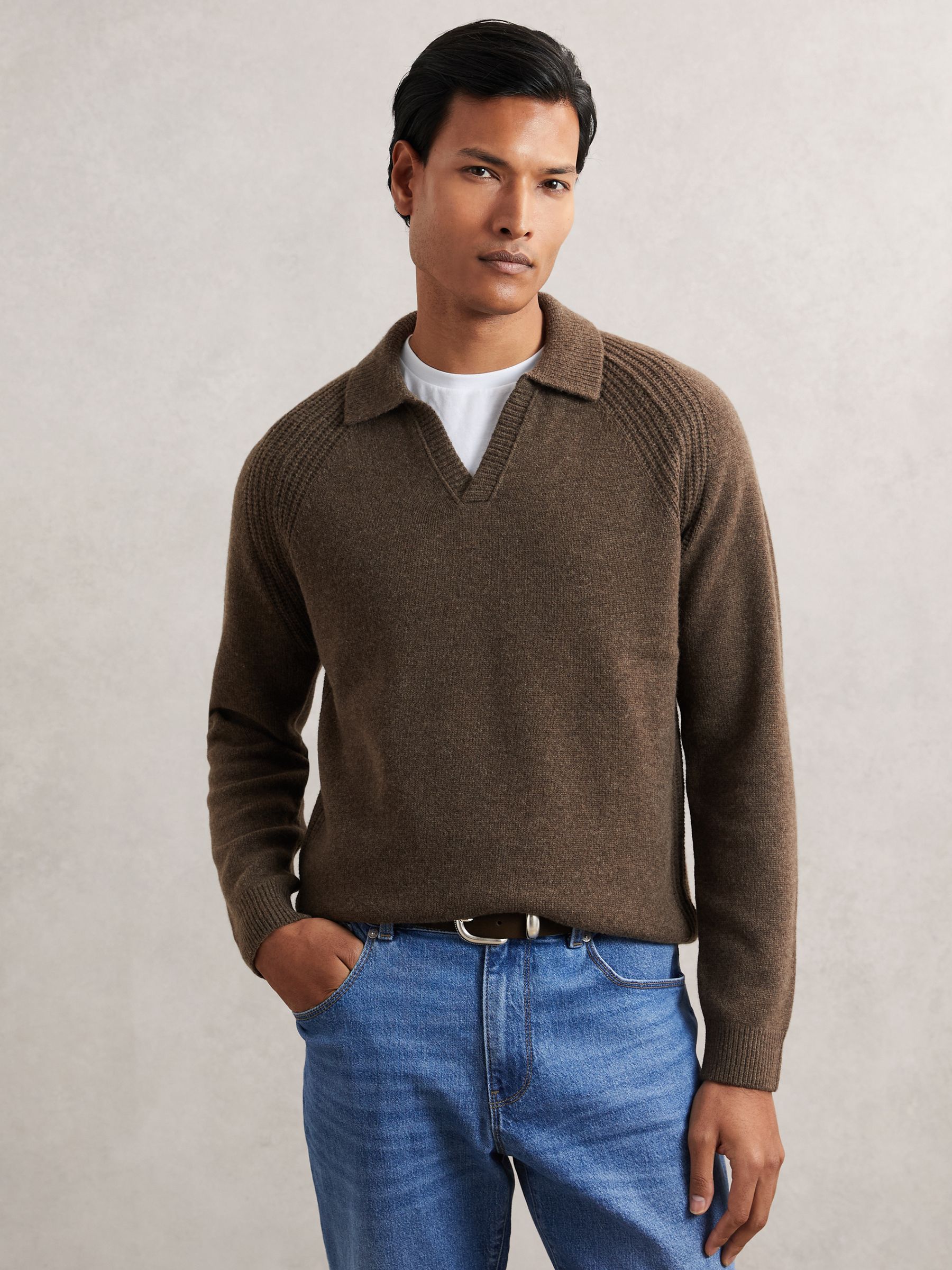 Wool-Cashmere Open-Collar Jumper in Pecan Brown