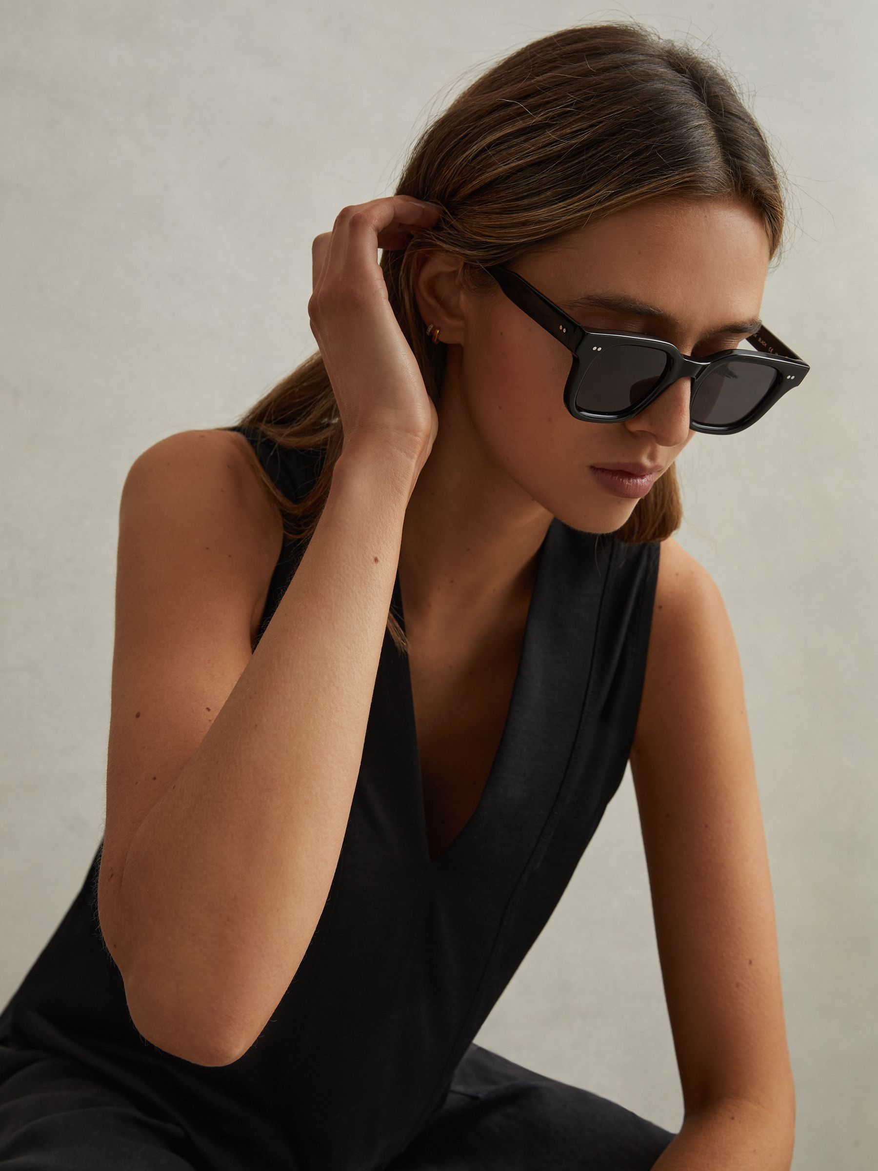 V-Neck Shell Top in Black