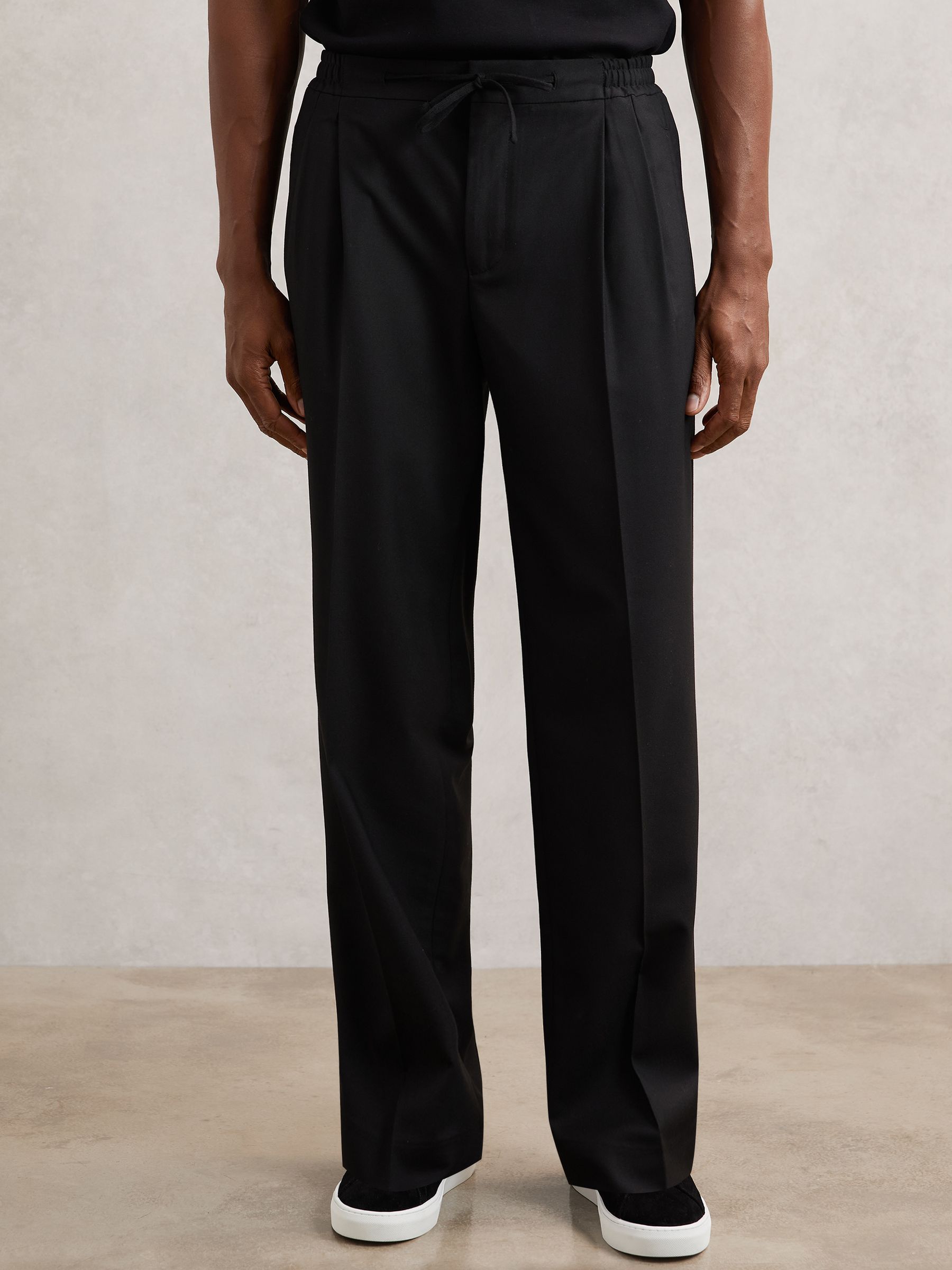 Wide Leg Pleated Drawstring Trousers in Black