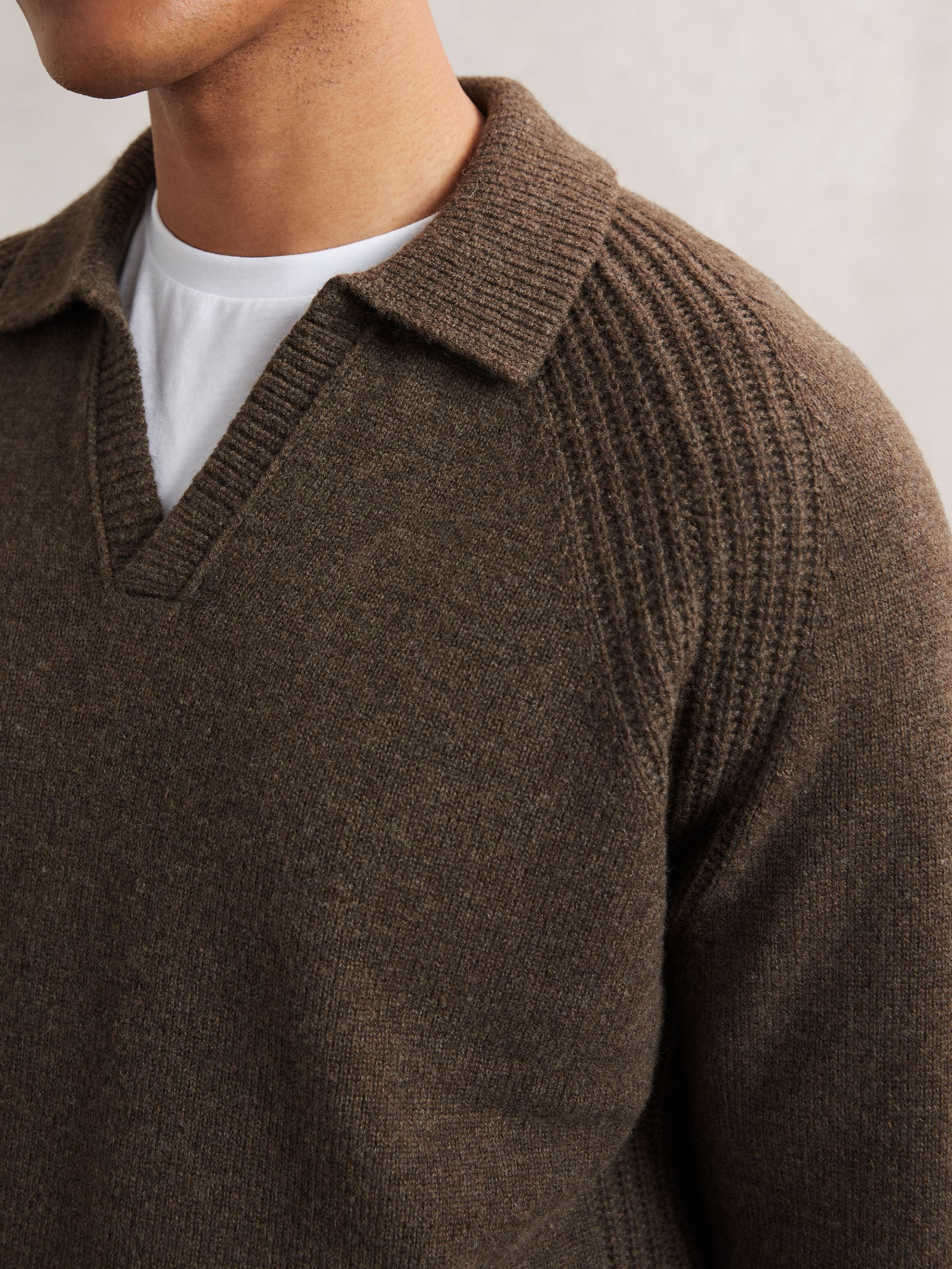 Wool-Cashmere Open-Collar Jumper in Pecan Brown