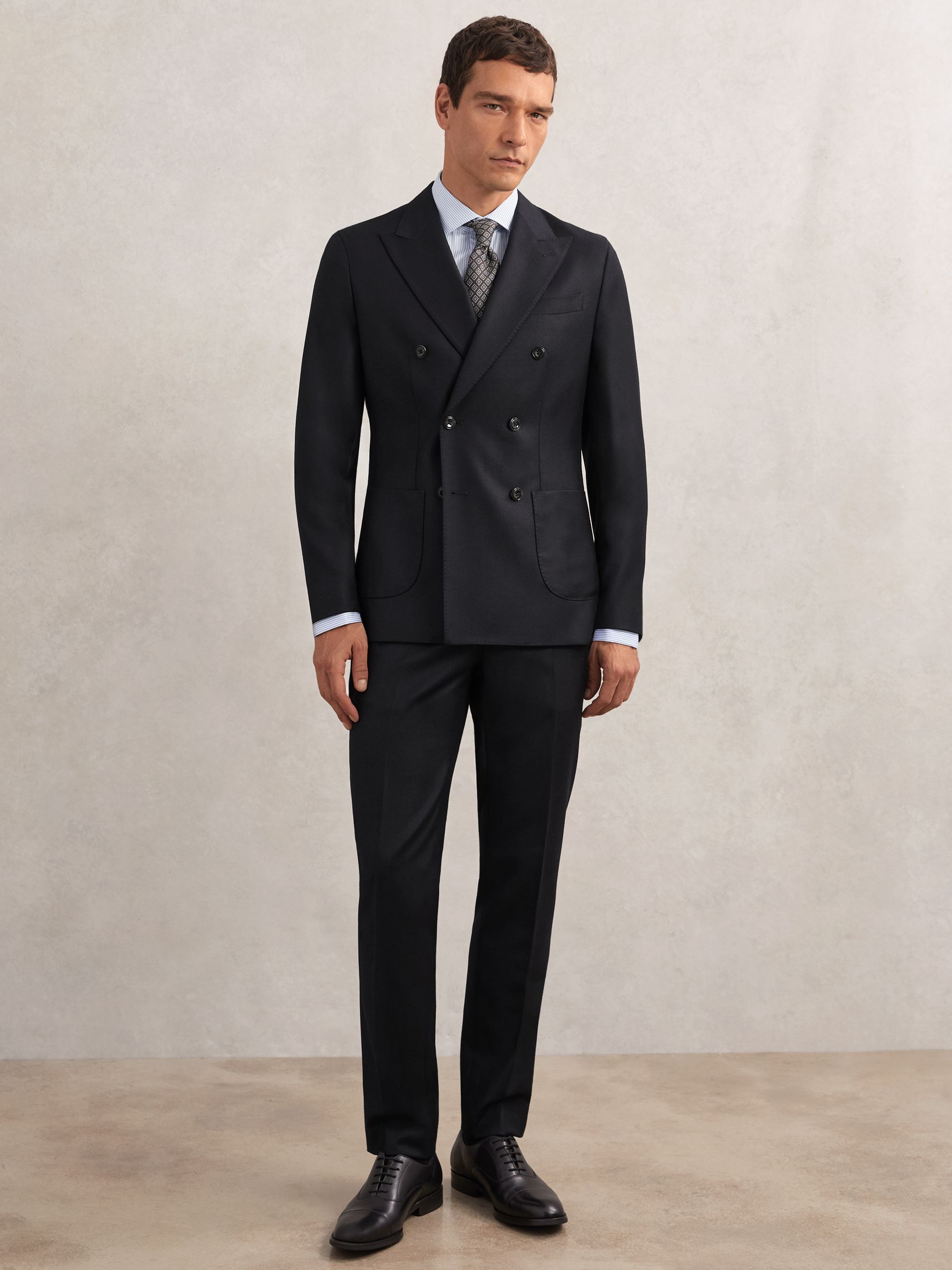 Wool-Flannel Double-Breasted Blazer Tailored-Fit in Navy