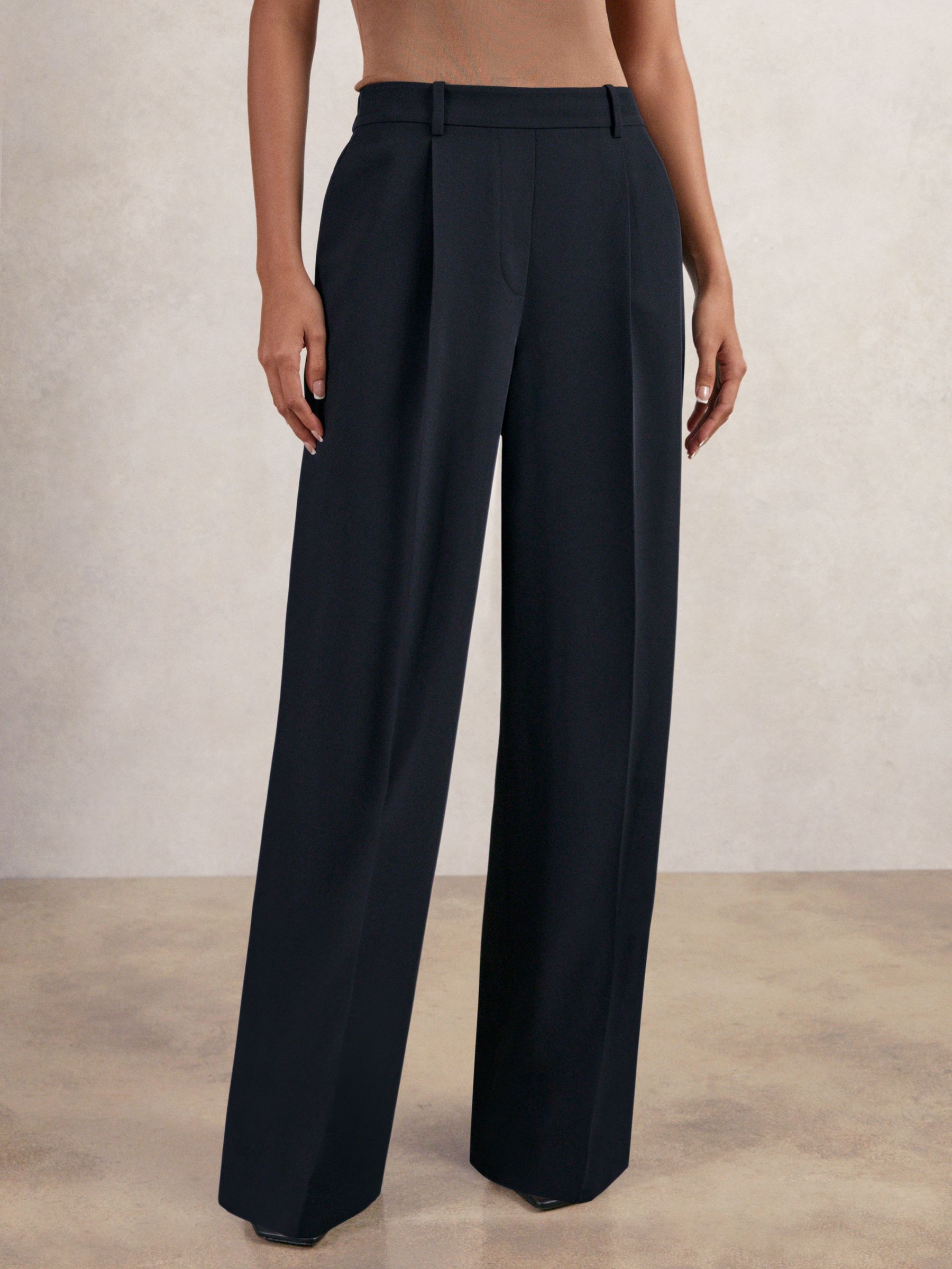 Elasticated-Waist Wide-Leg Twill Trousers in Navy