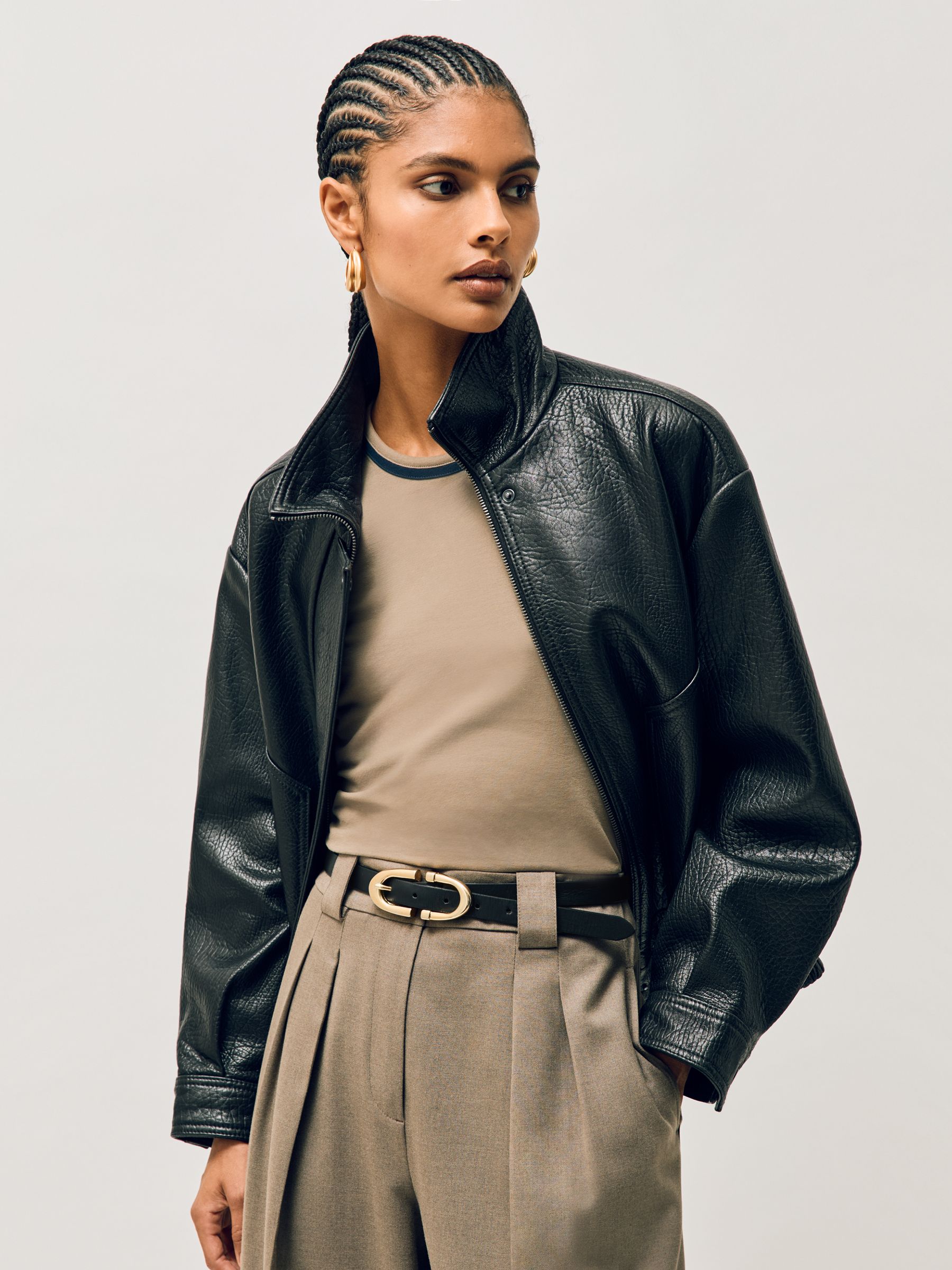 Horseshoe Belt in Burgundy