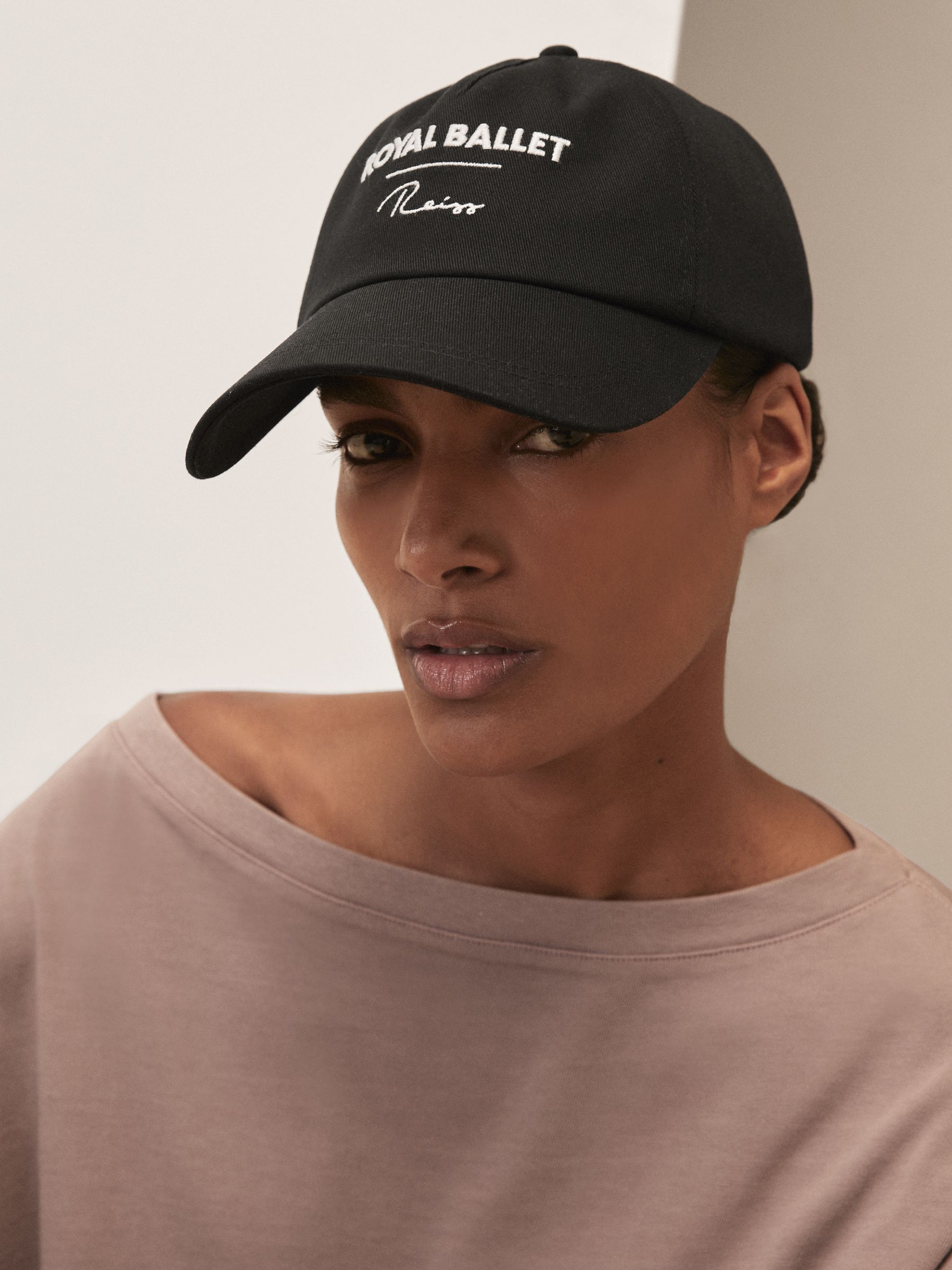 Reiss | Royal Ballet Logo Cap Unisex Fit in Black