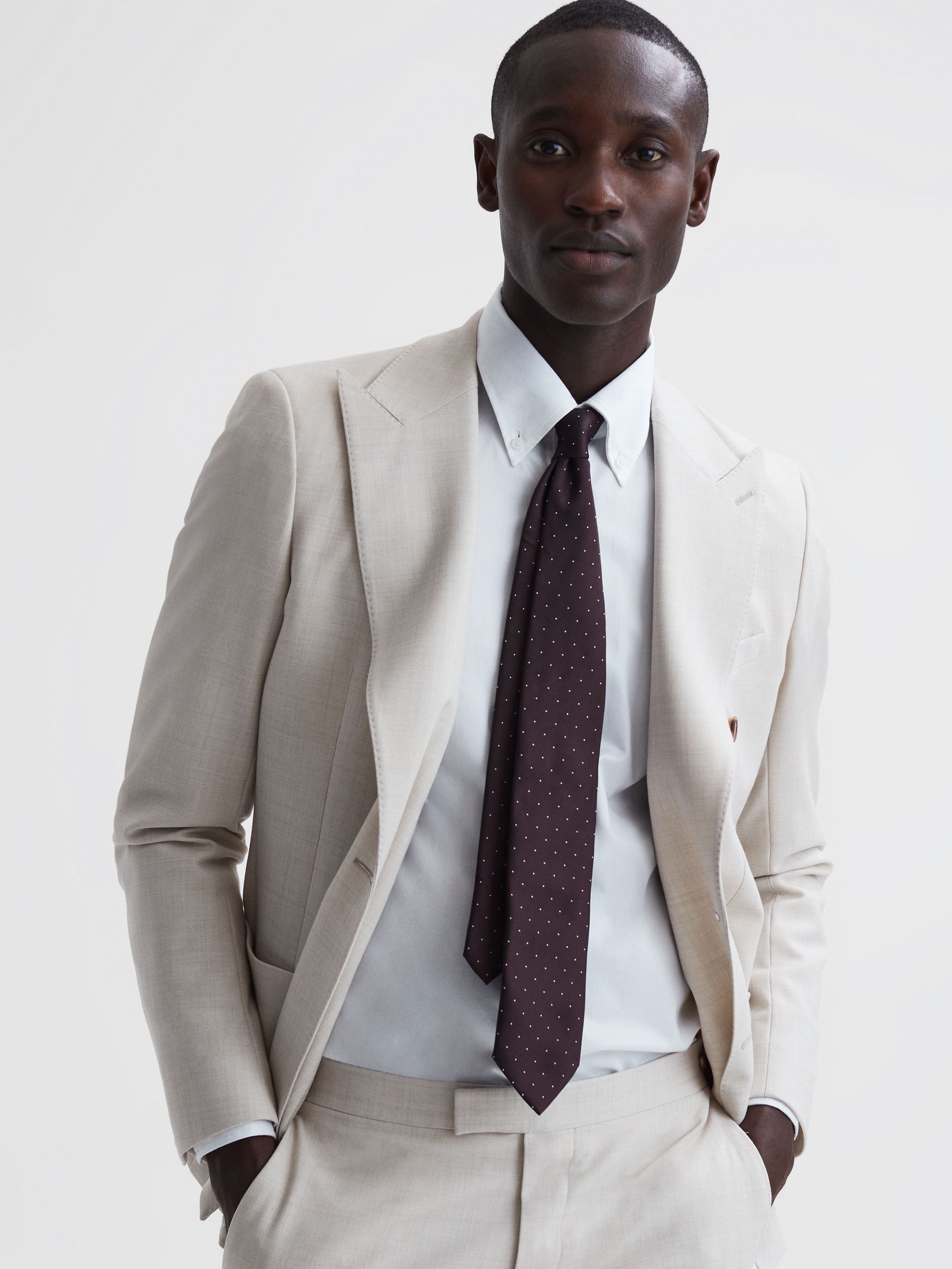 Polka Dot Silk Tie in Burgundy