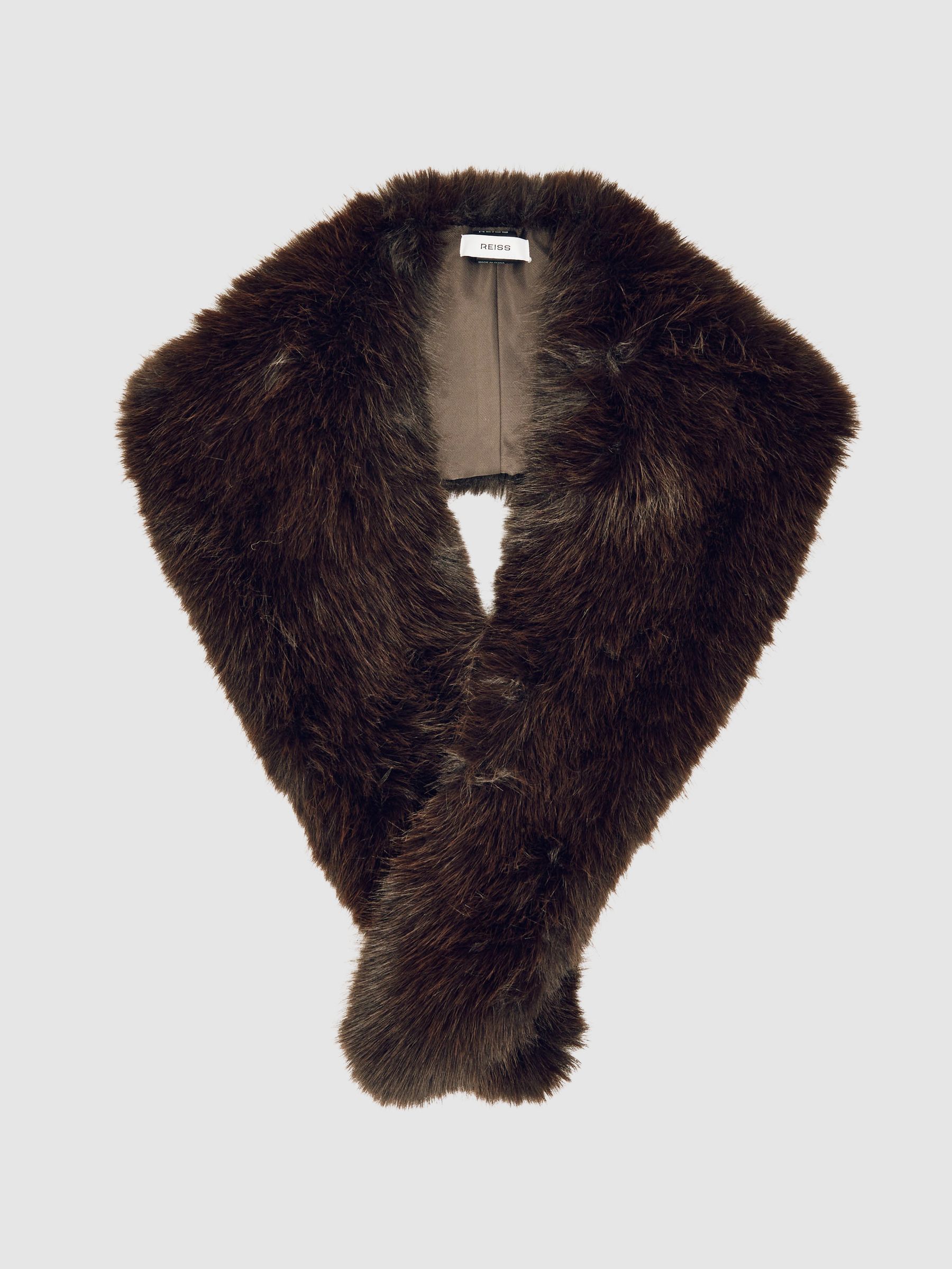 Faux-Fur Collar in Neutral
