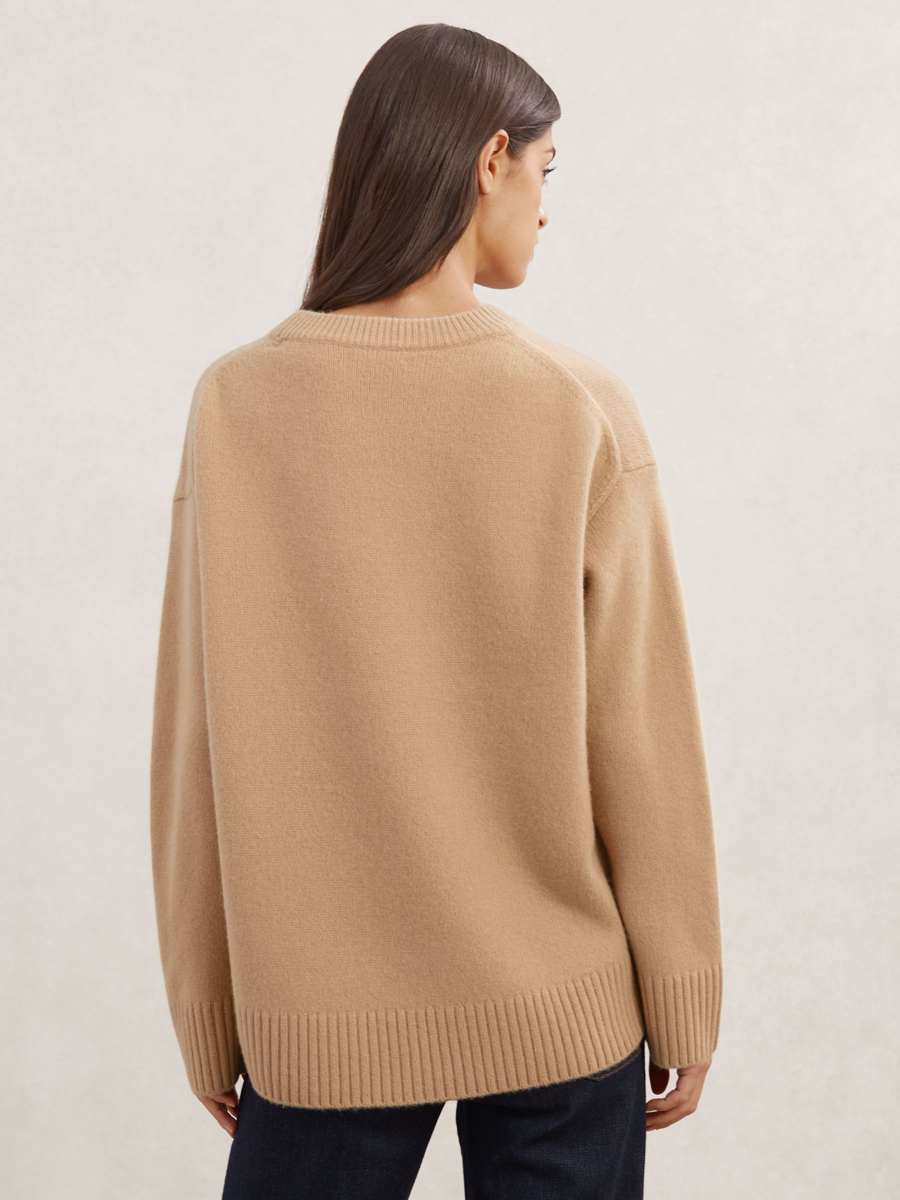 Wool-Cashmere Crew-Neck Jumper in Camel
