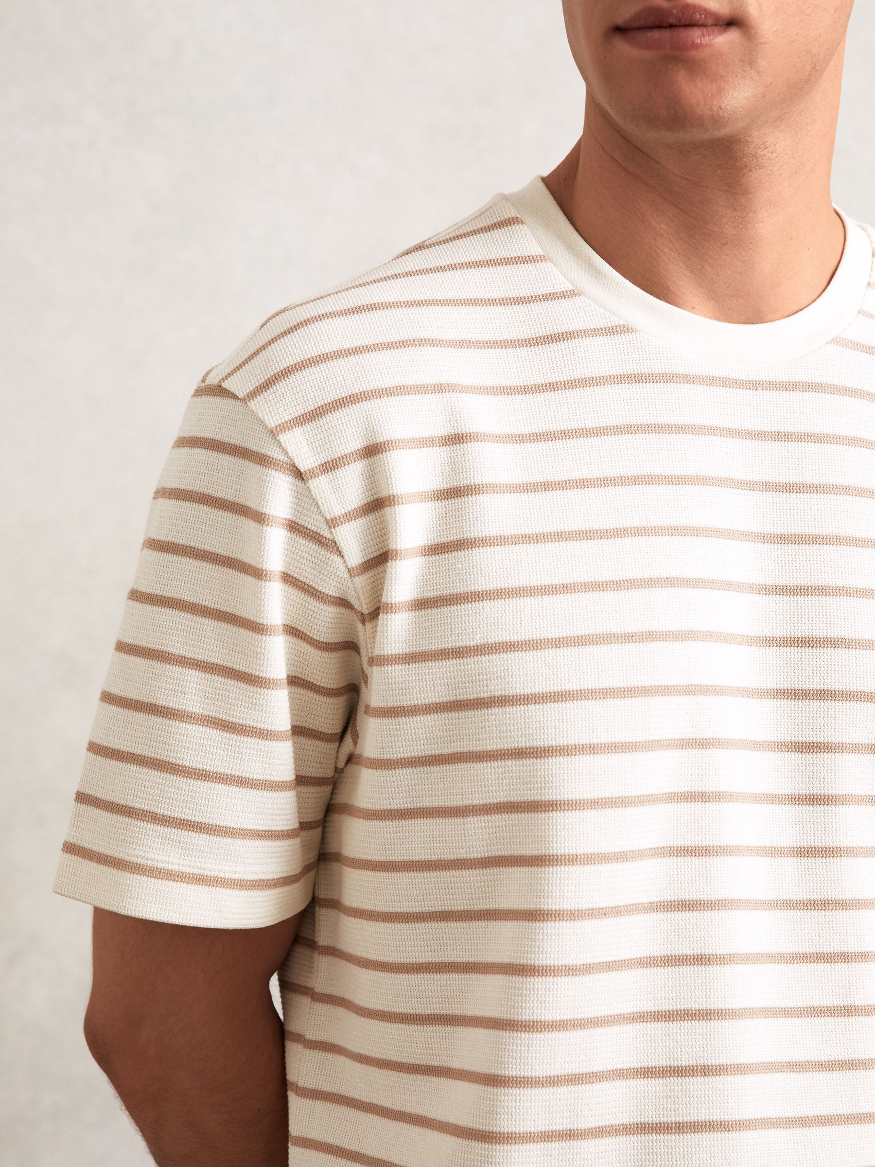 Cotton Textured Stripe T-Shirt in Oatmeal/White