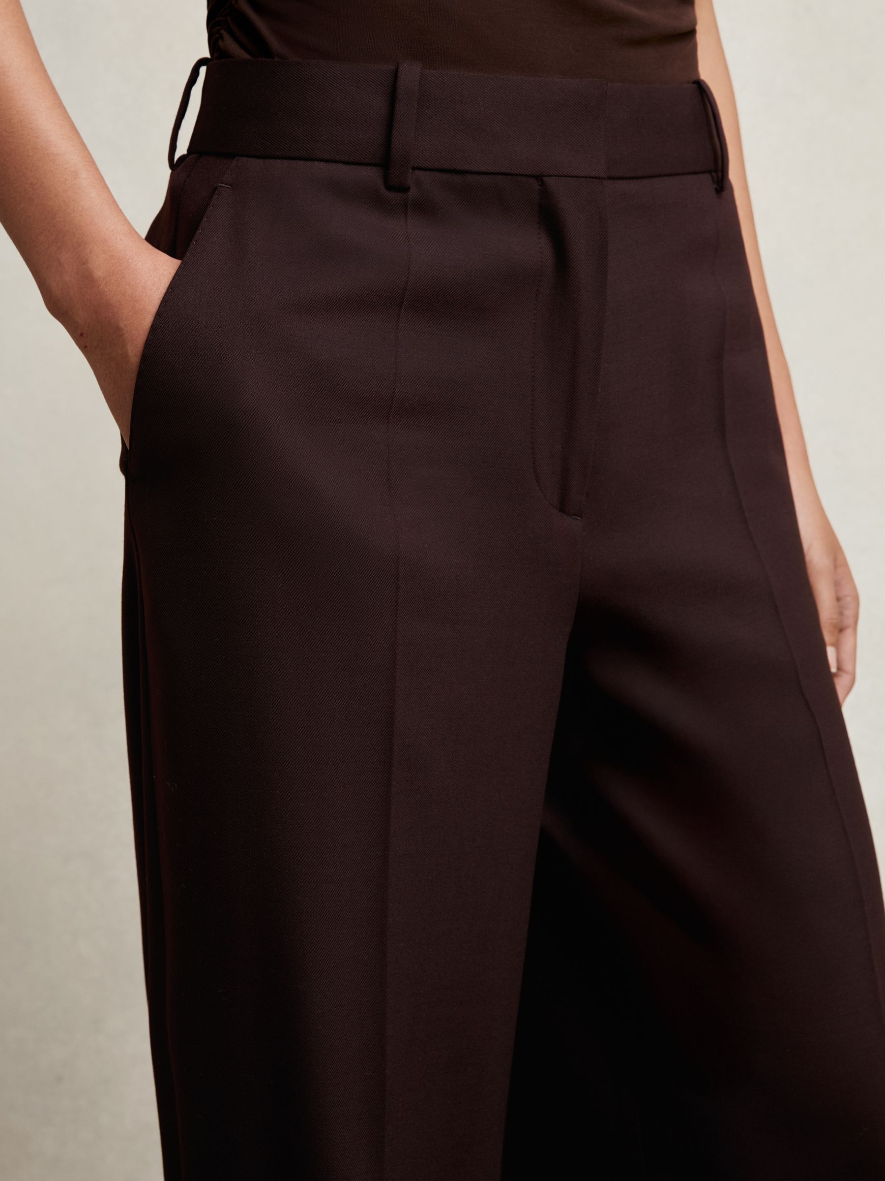 Petite Wool-Blend Wide-Leg Suit Trousers in Aubergine