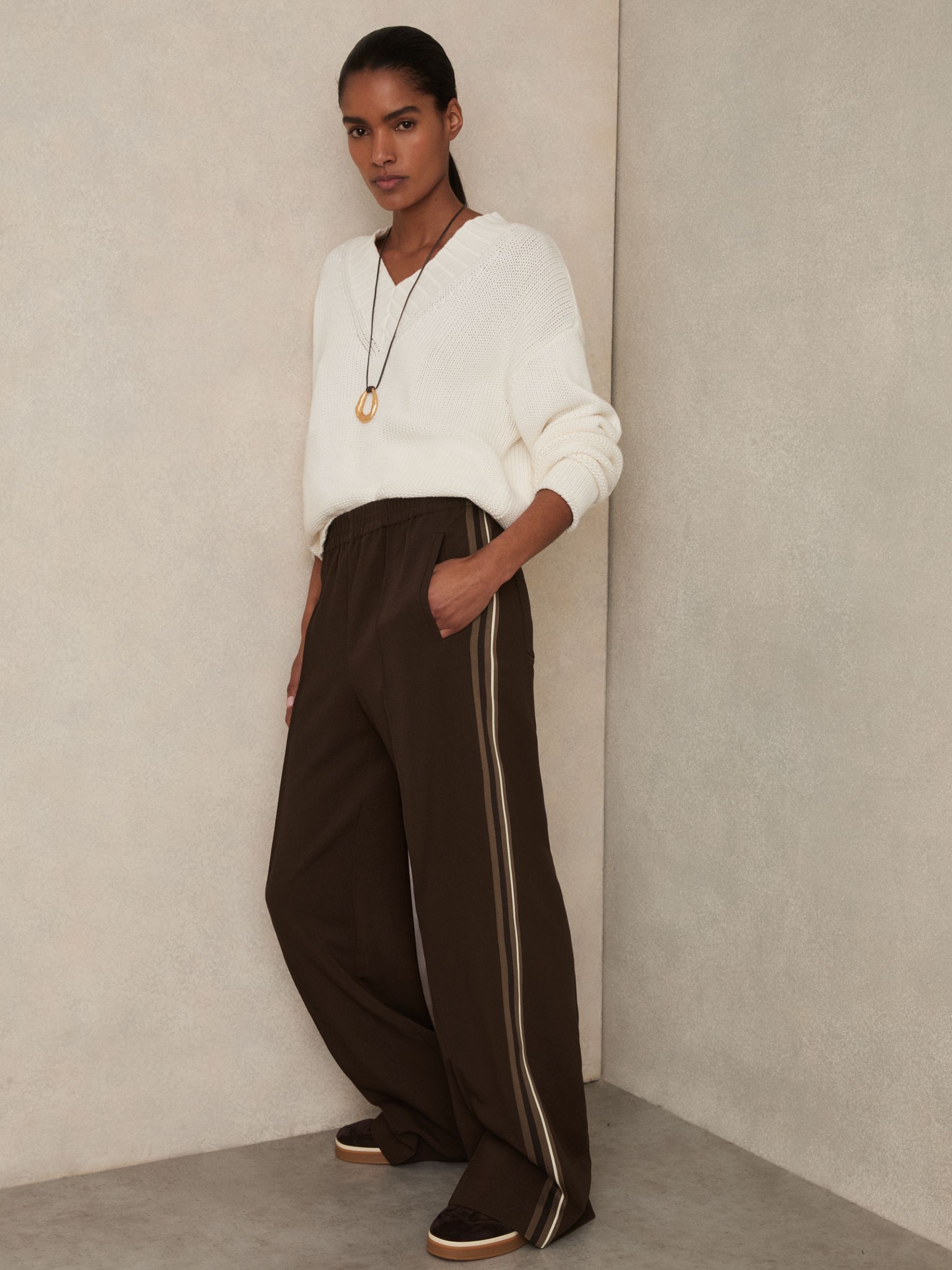 Side-Stripe Wide-Leg Trousers in Black