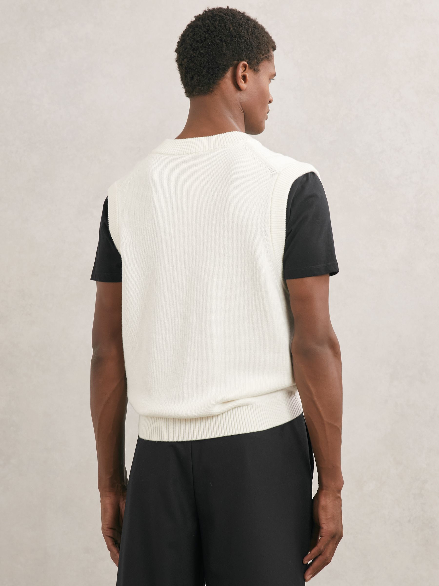 Cable-Knit V-Neck Vest with Wool in Winter White