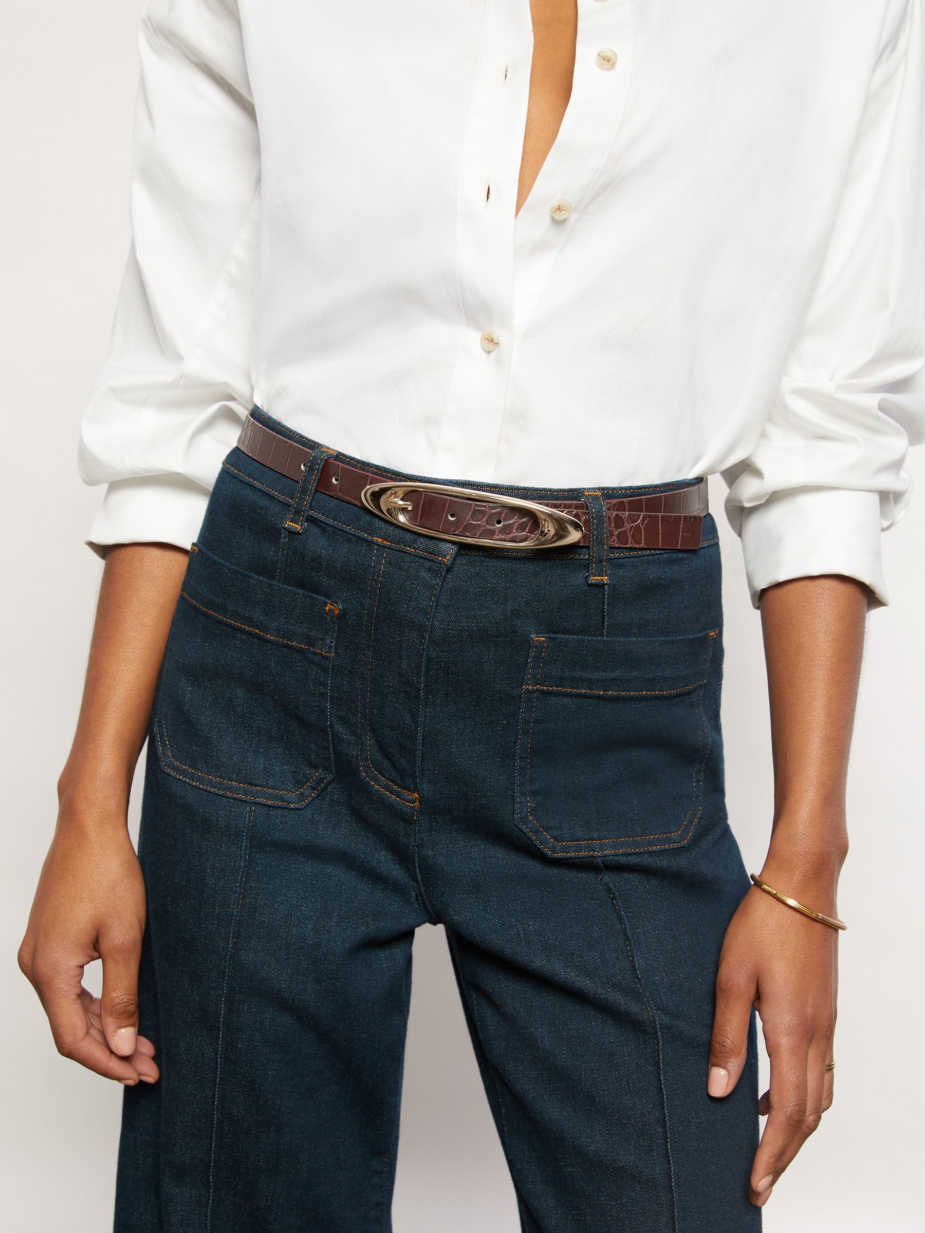 Leather Oval-Buckle Belt in Burgundy Croc-Effect