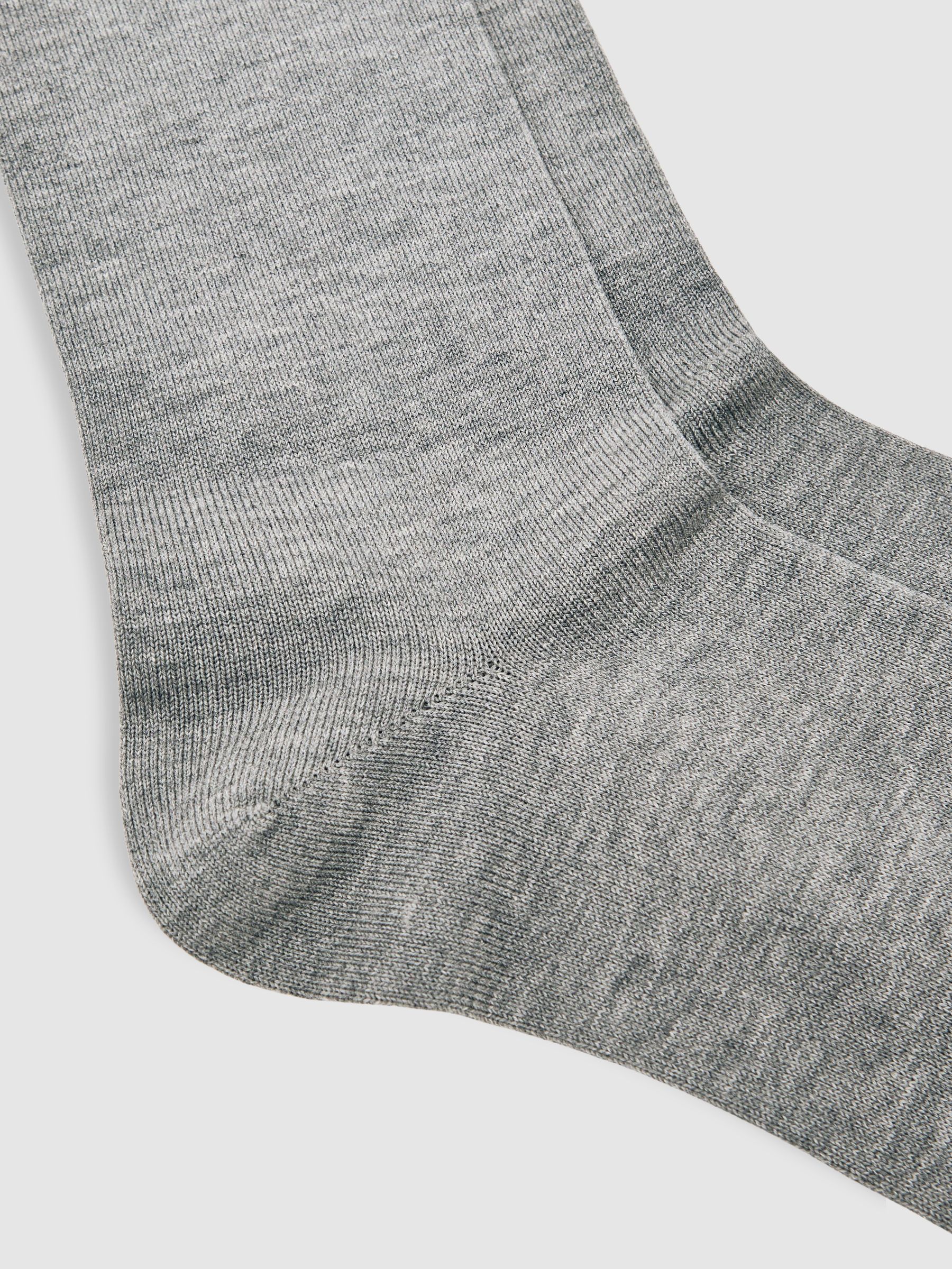 Cotton-Blend Logo Embroidery Socks in Soft Grey