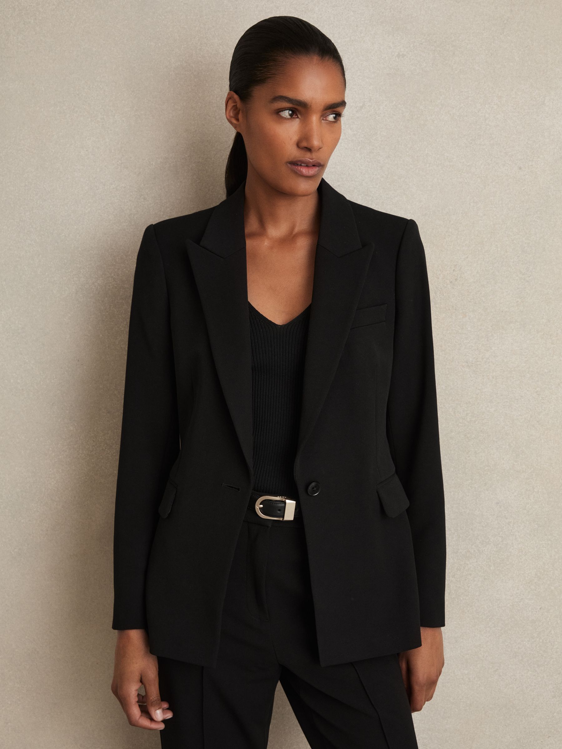 Tailored Single Breasted Suit Blazer in Black