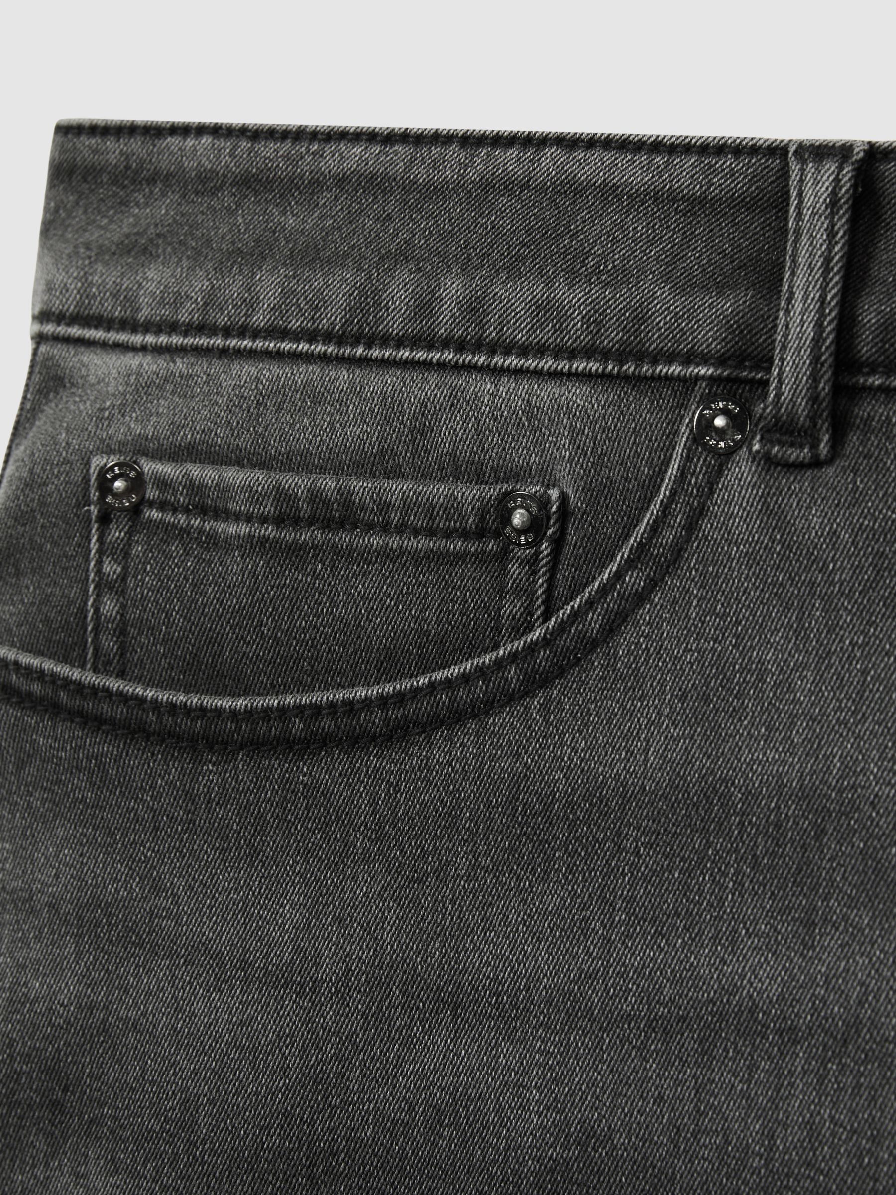 Relaxed-Fit Cropped Jeans in Washed Black