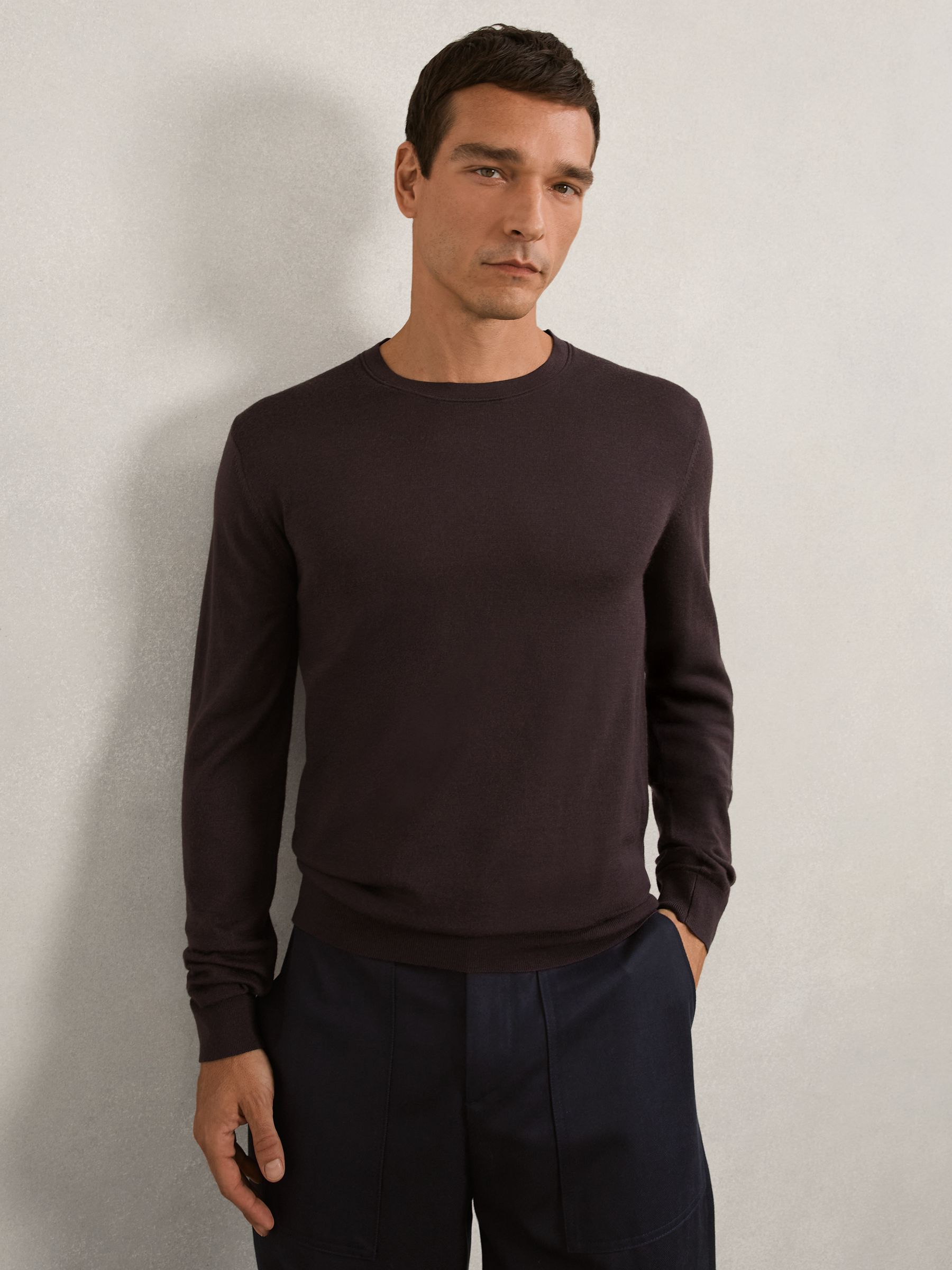 Merino Wool Crew Neck Jumper in Dark Bordeaux