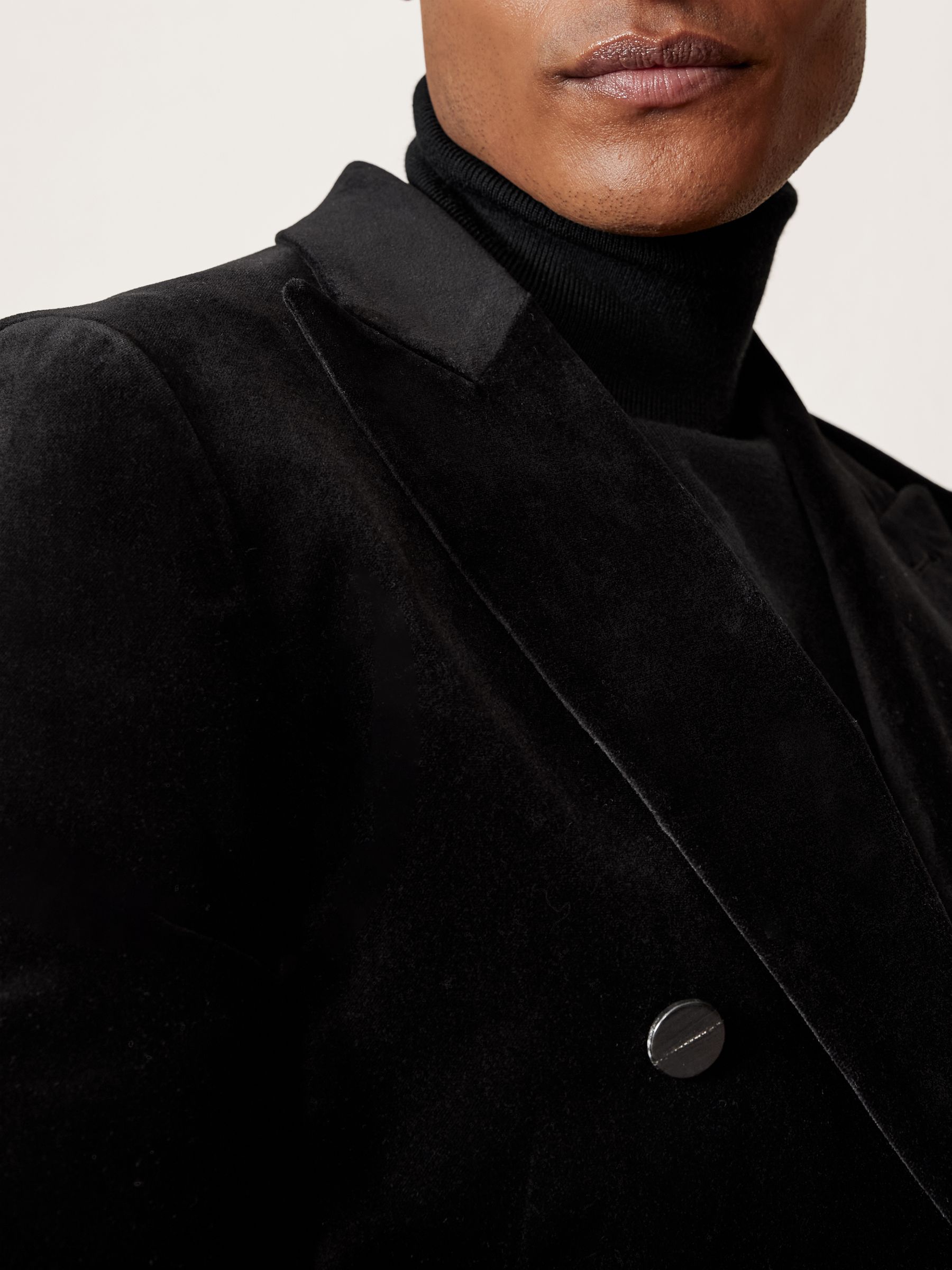 Double-Breasted Velvet Blazer Slim-Fit in Black