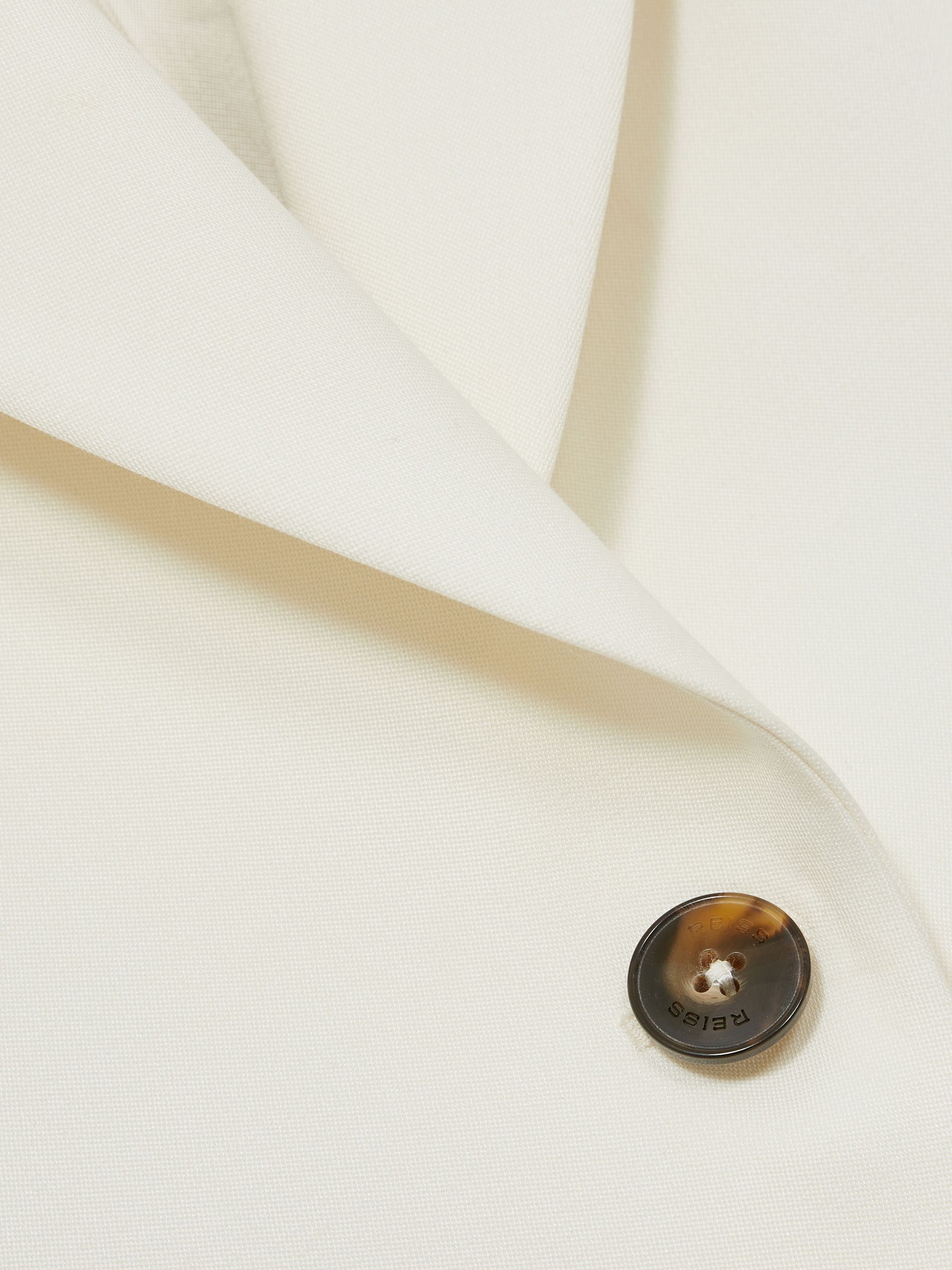 Petite Single-Breasted Peak-Lapel Tailored Blazer in Cream